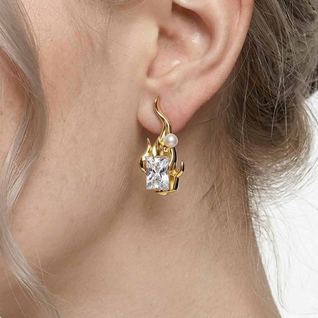 BEHI NIKOLA EARRINGS