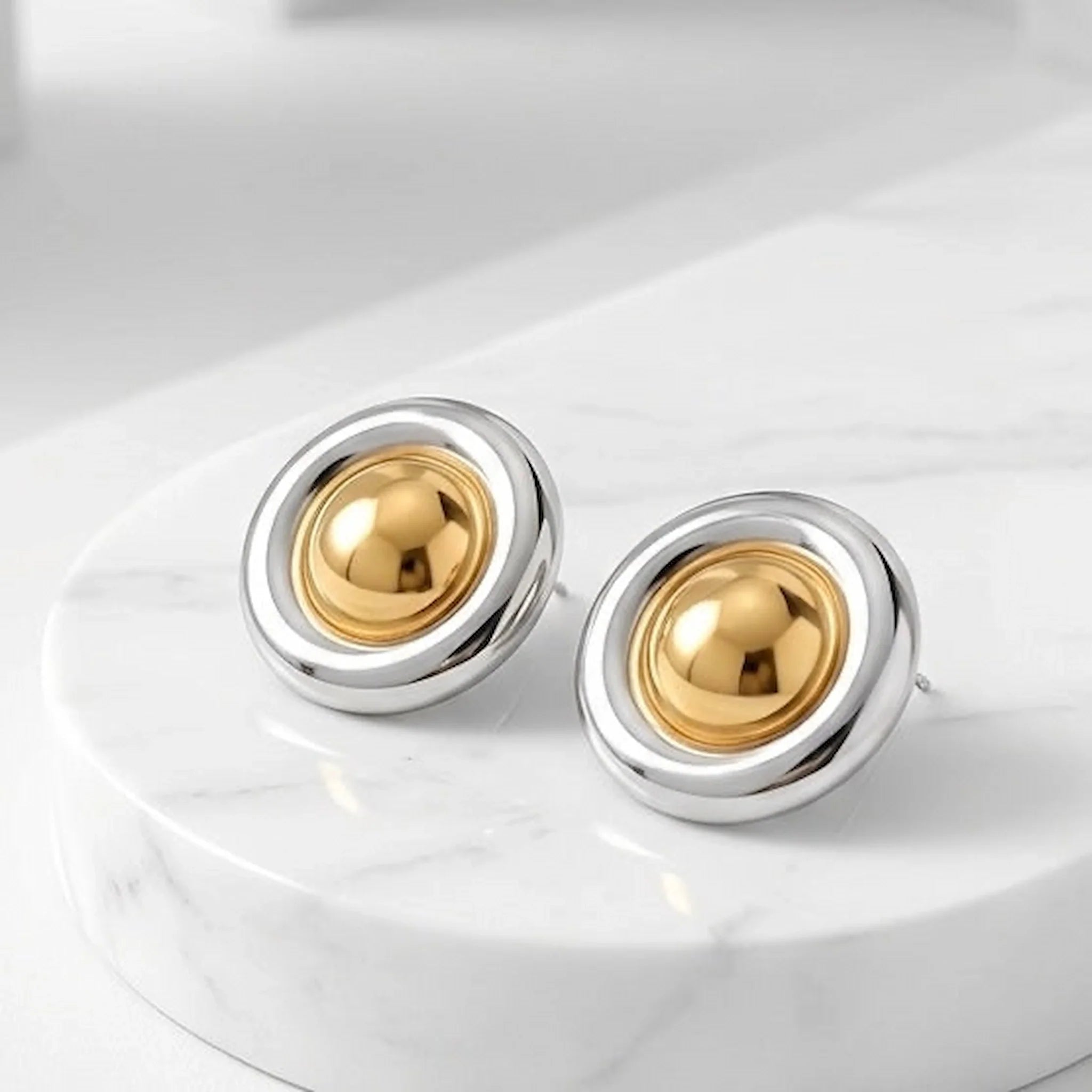BEHI NICCI EARRINGS