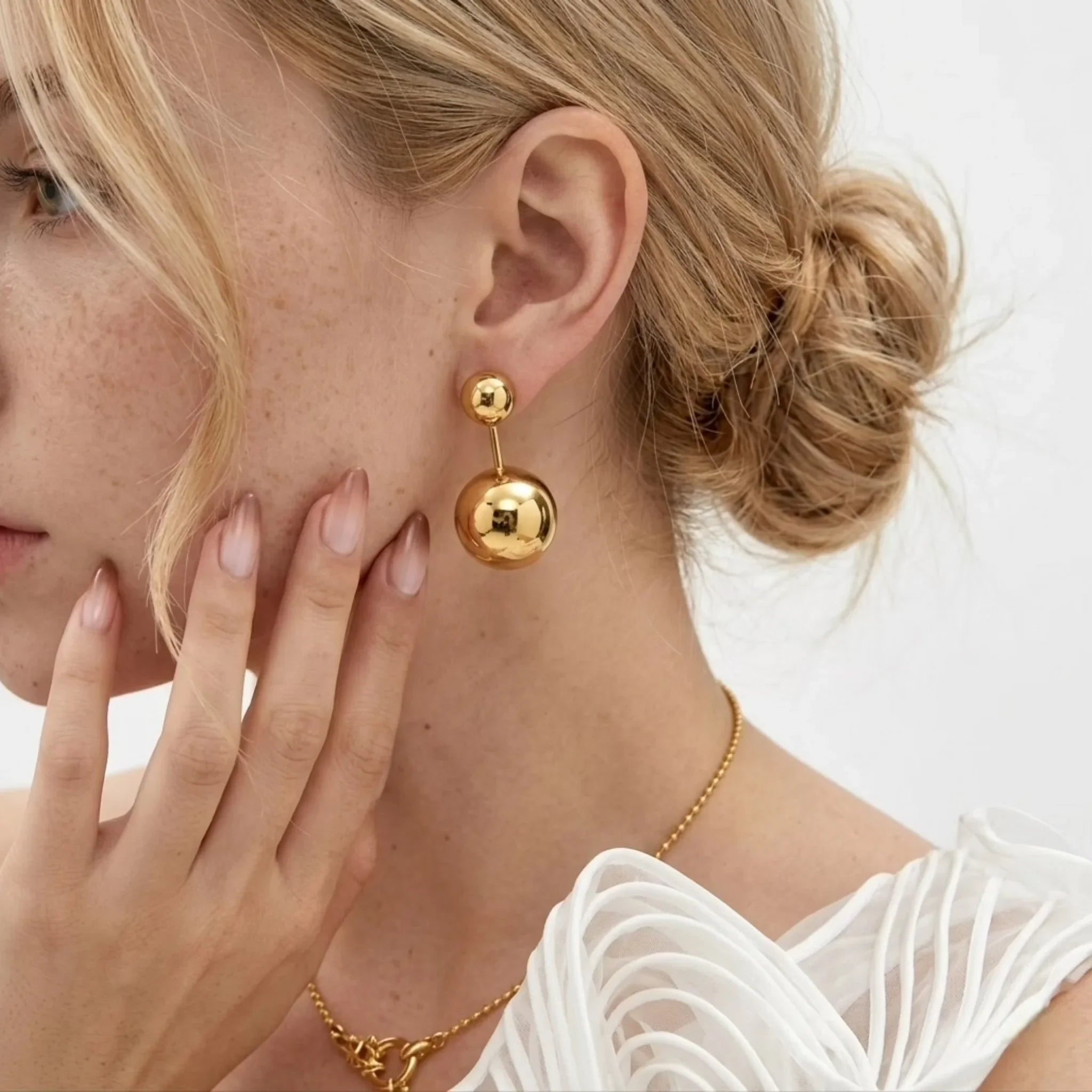 BEHI PERIN EARRINGS