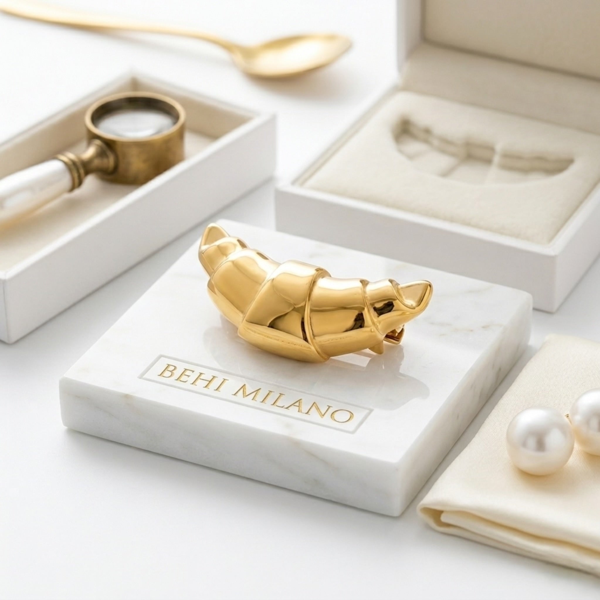 BEHI ELISA BROOCH