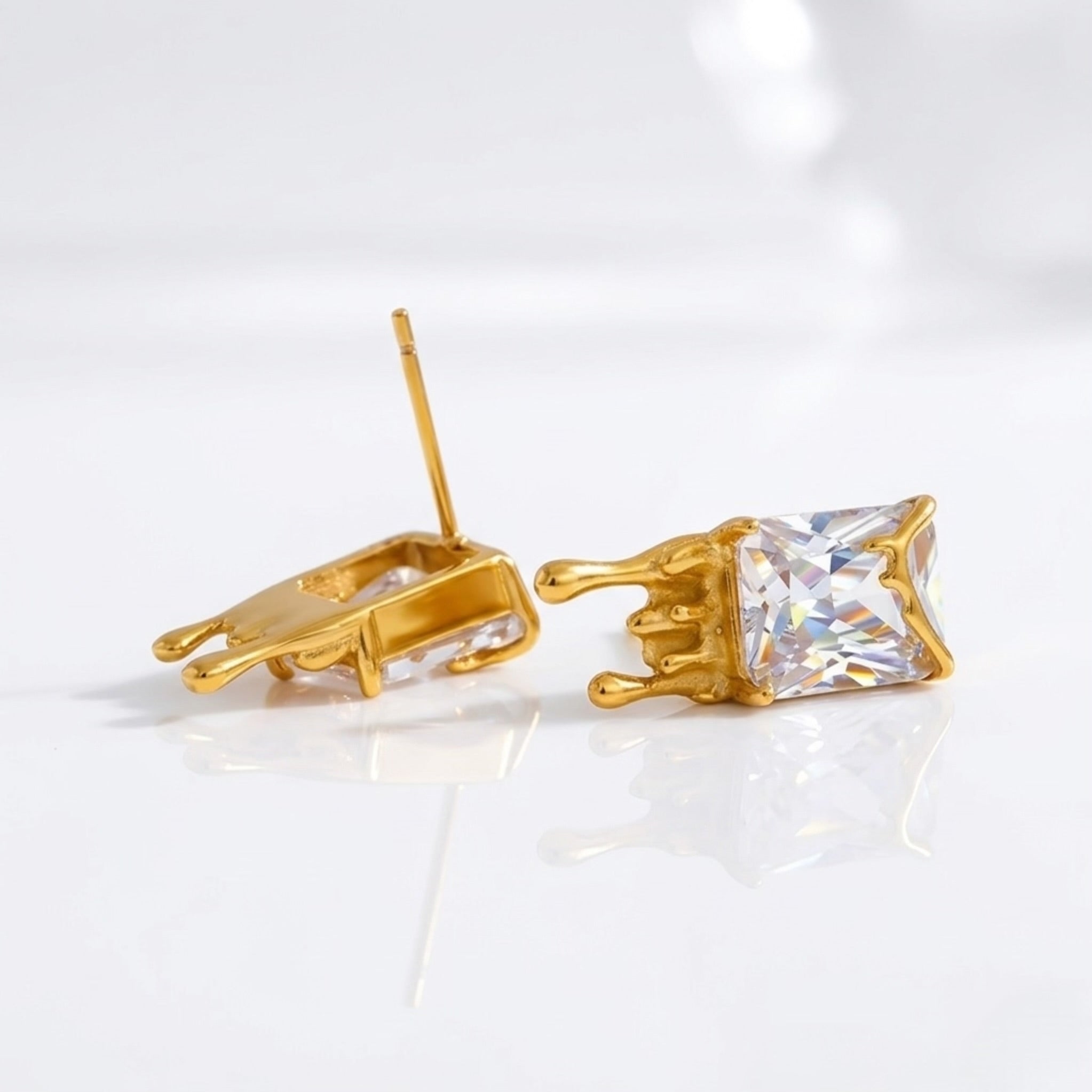 BEHI TIARA EARRINGS