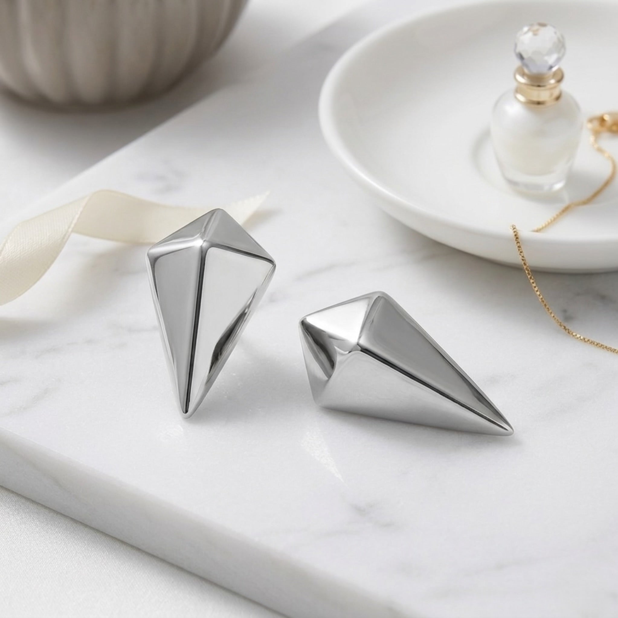 BEHI SANTOSH EARRINGS