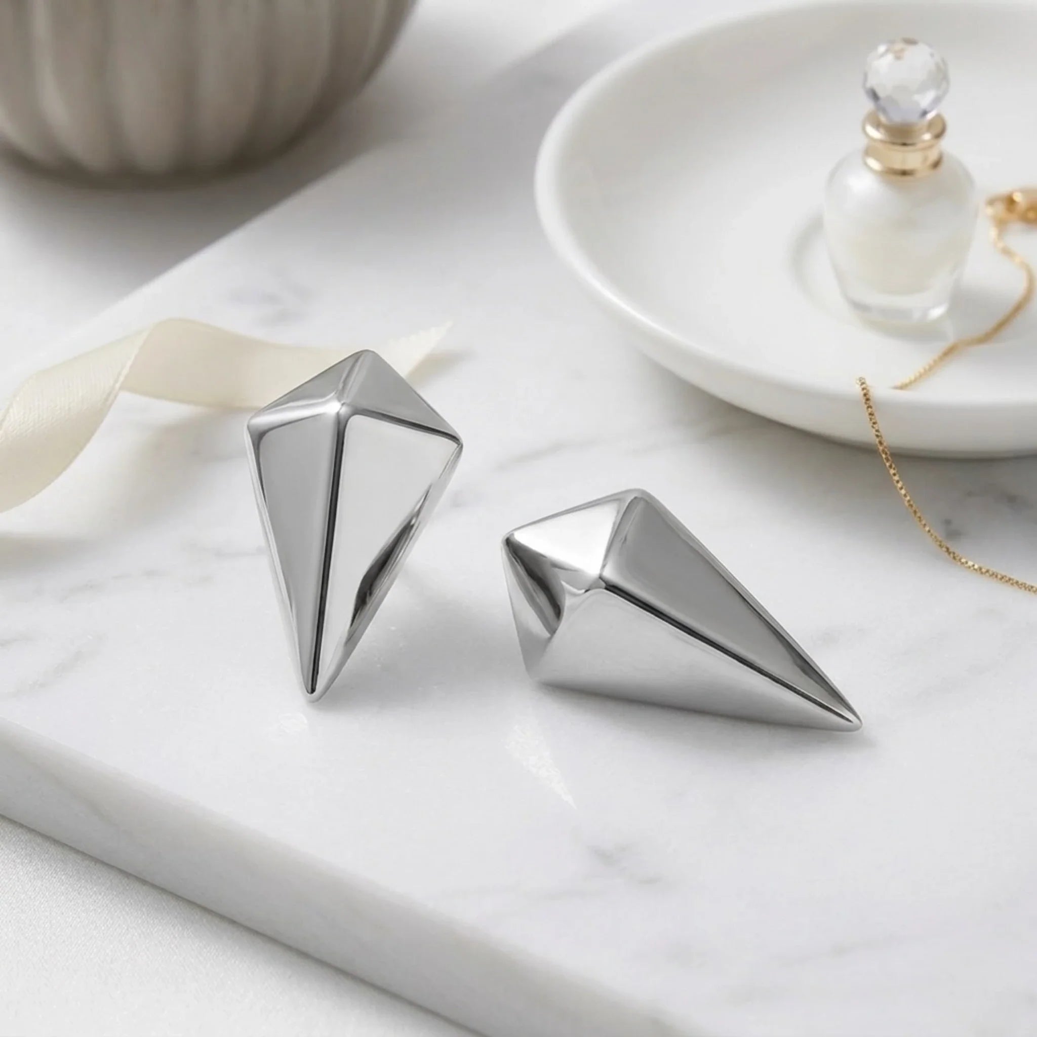 BEHI SANTOSH EARRINGS