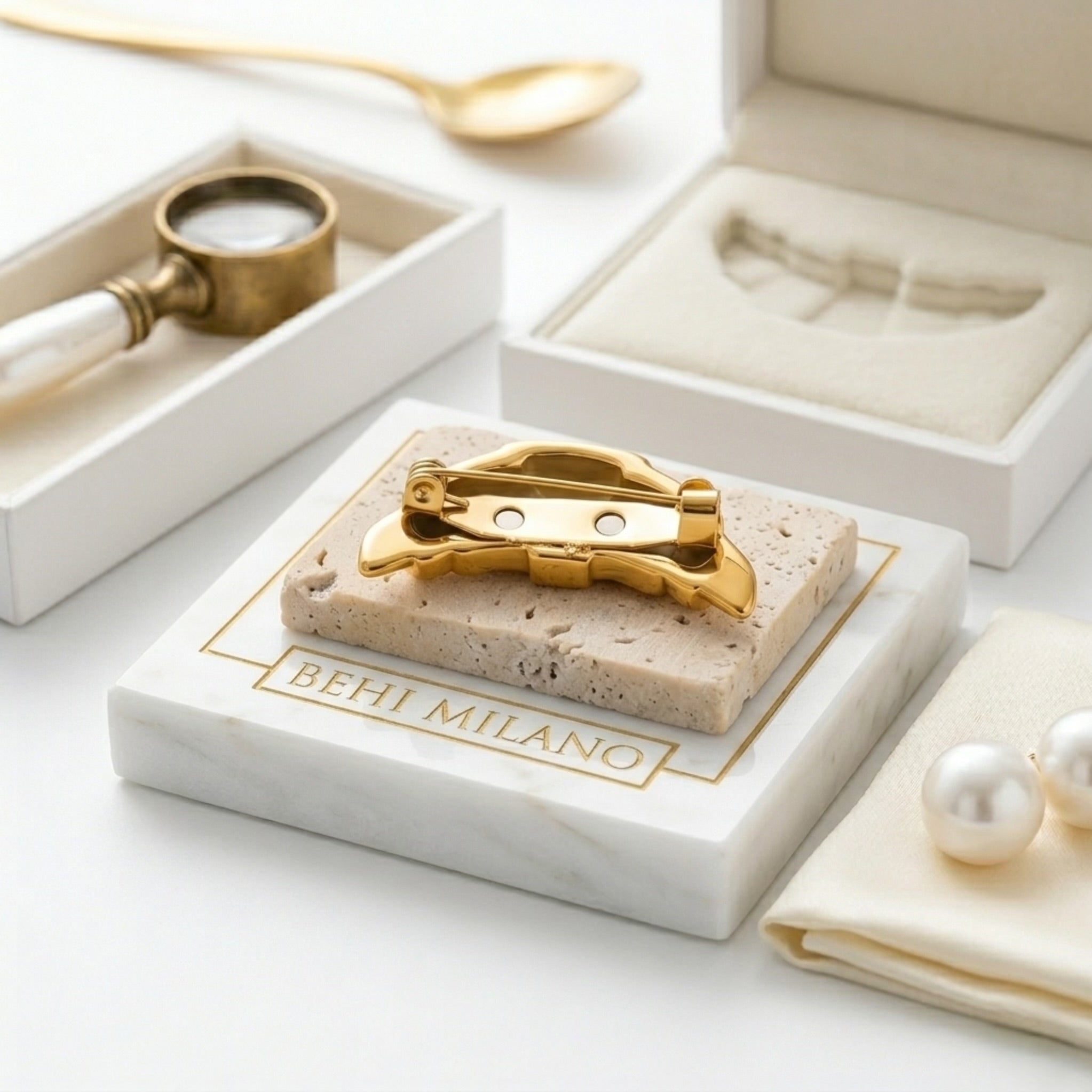 BEHI ELISA BROOCH