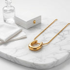 BEHI HORSESHOE NECKLACE