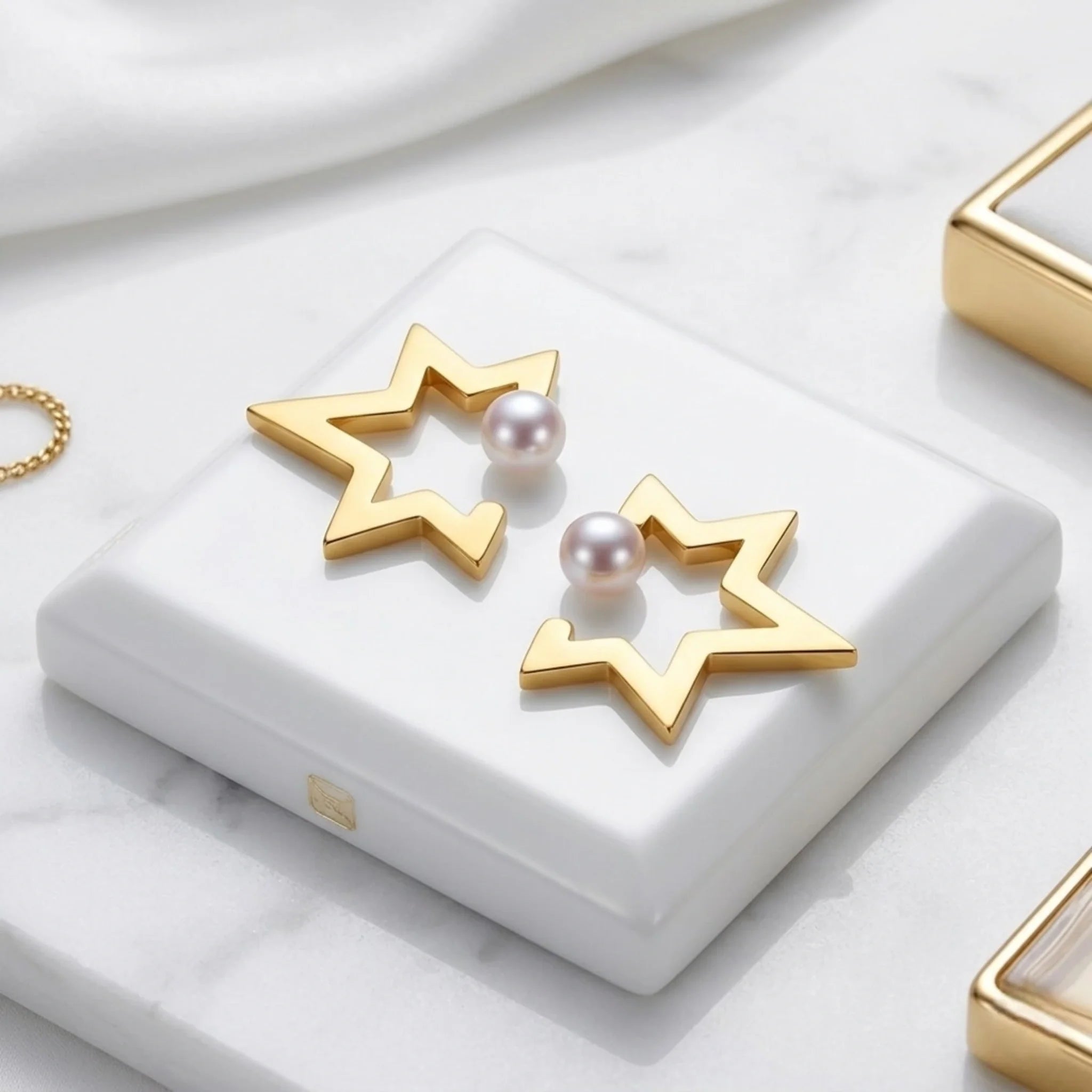 BEHI KAIA EARRINGS