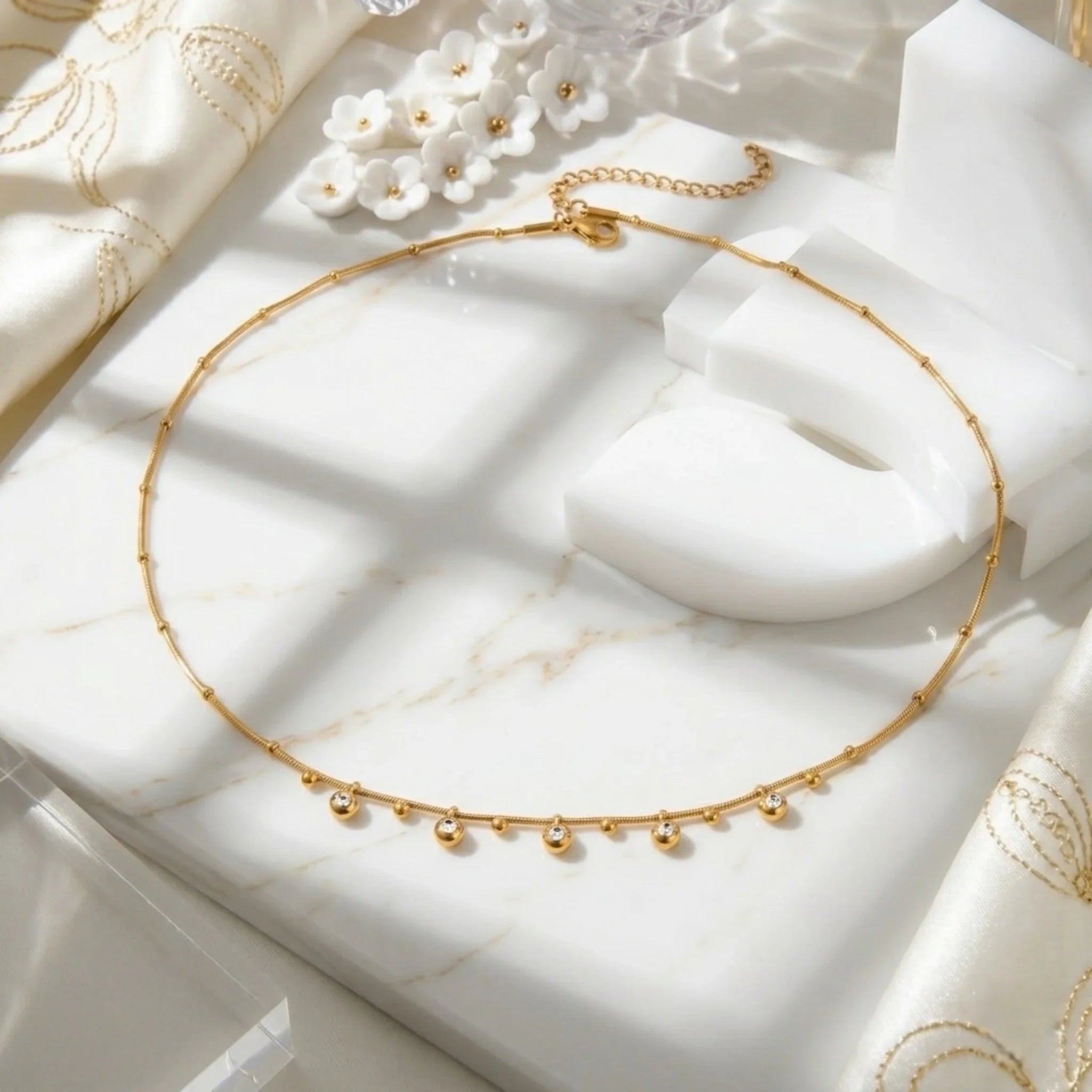 BEHI VERA NECKLACE