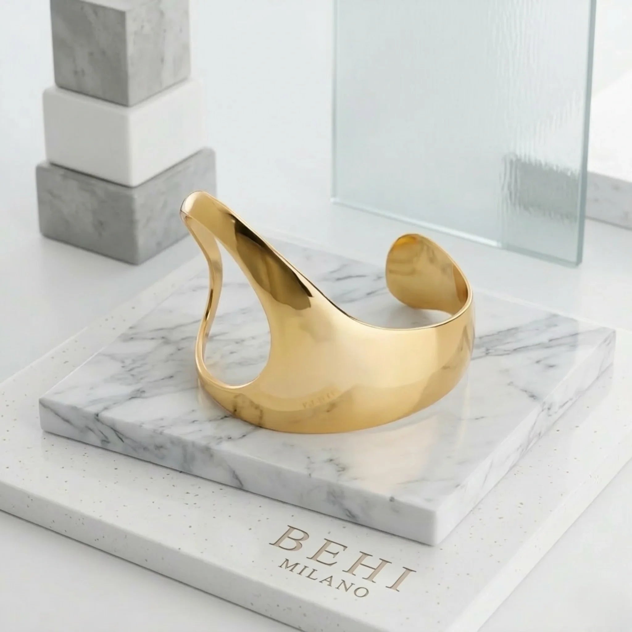 BEHI DEBORAH PALMCUFF