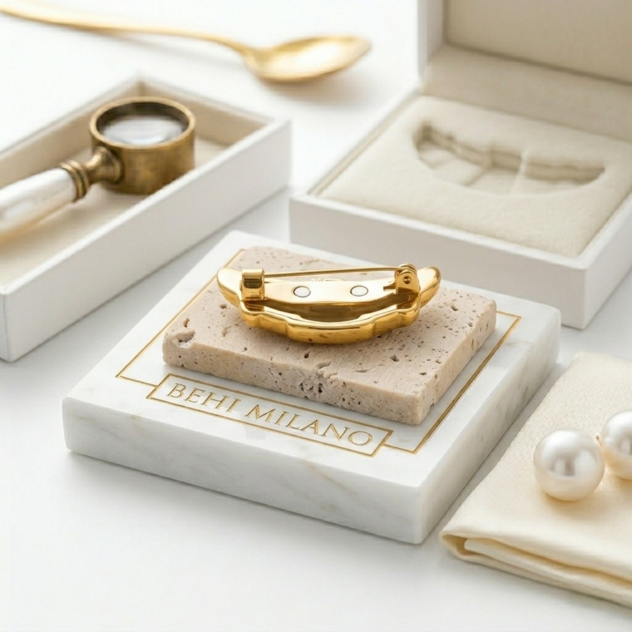 BEHI ELISA BROOCH