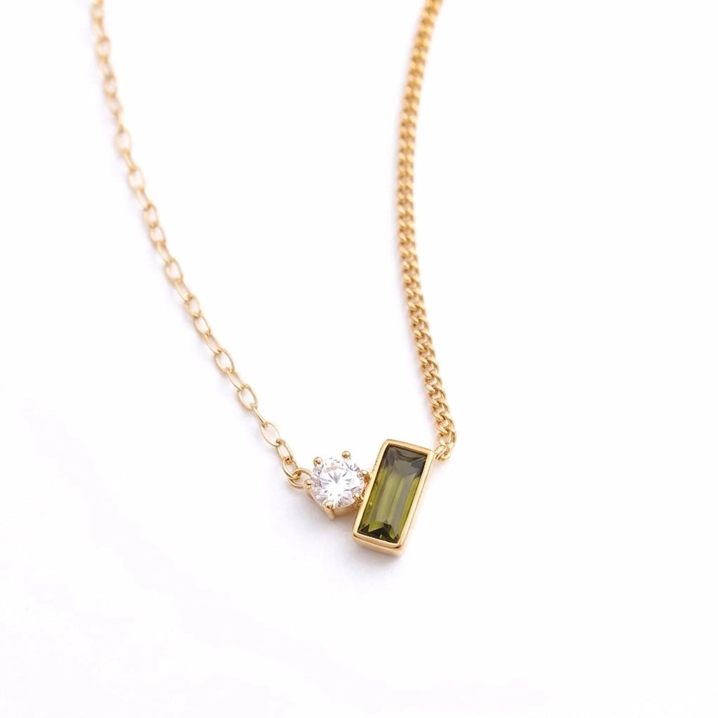 BEHI ILONA NECKLACE