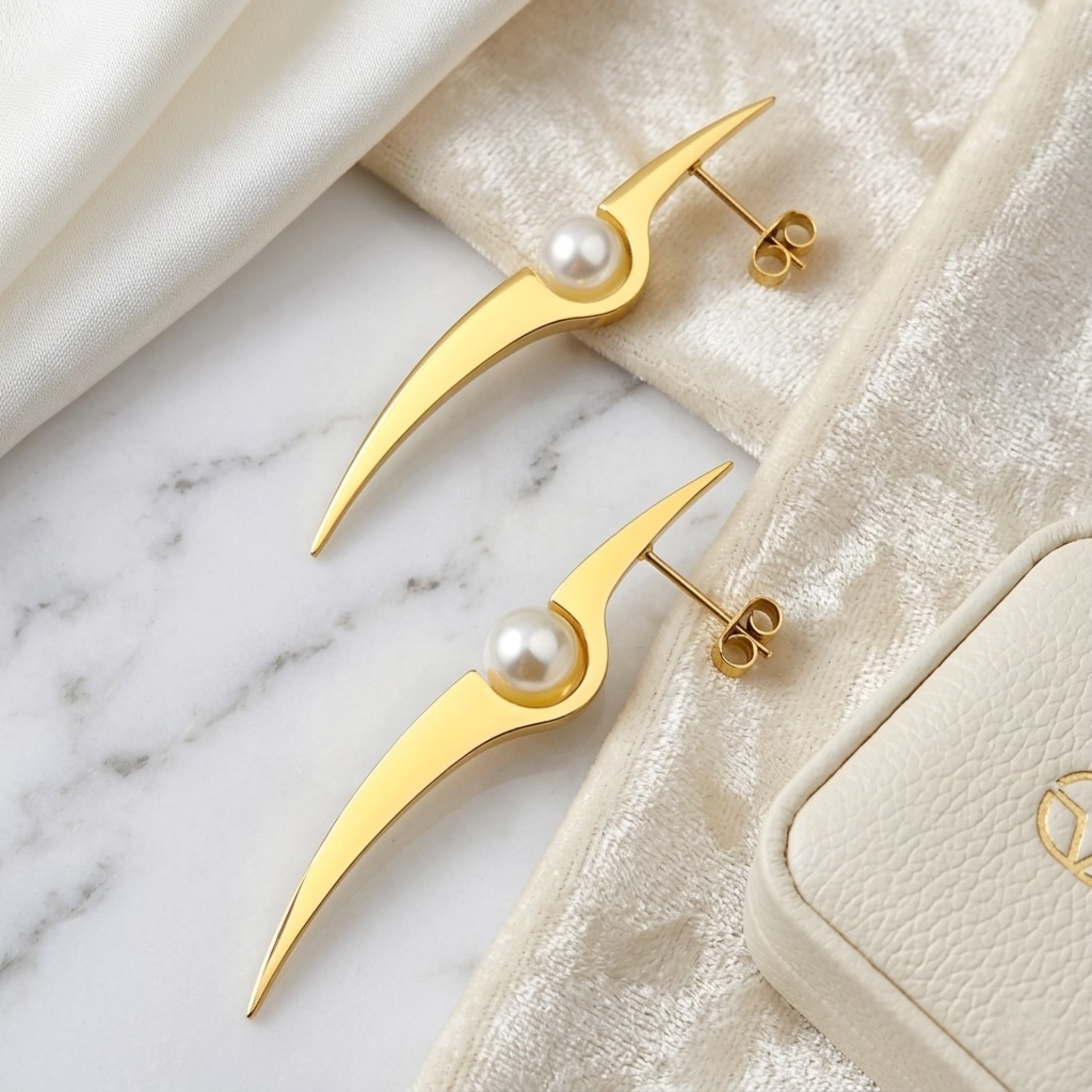 BEHI COLLECTION SERENA EARRINGS