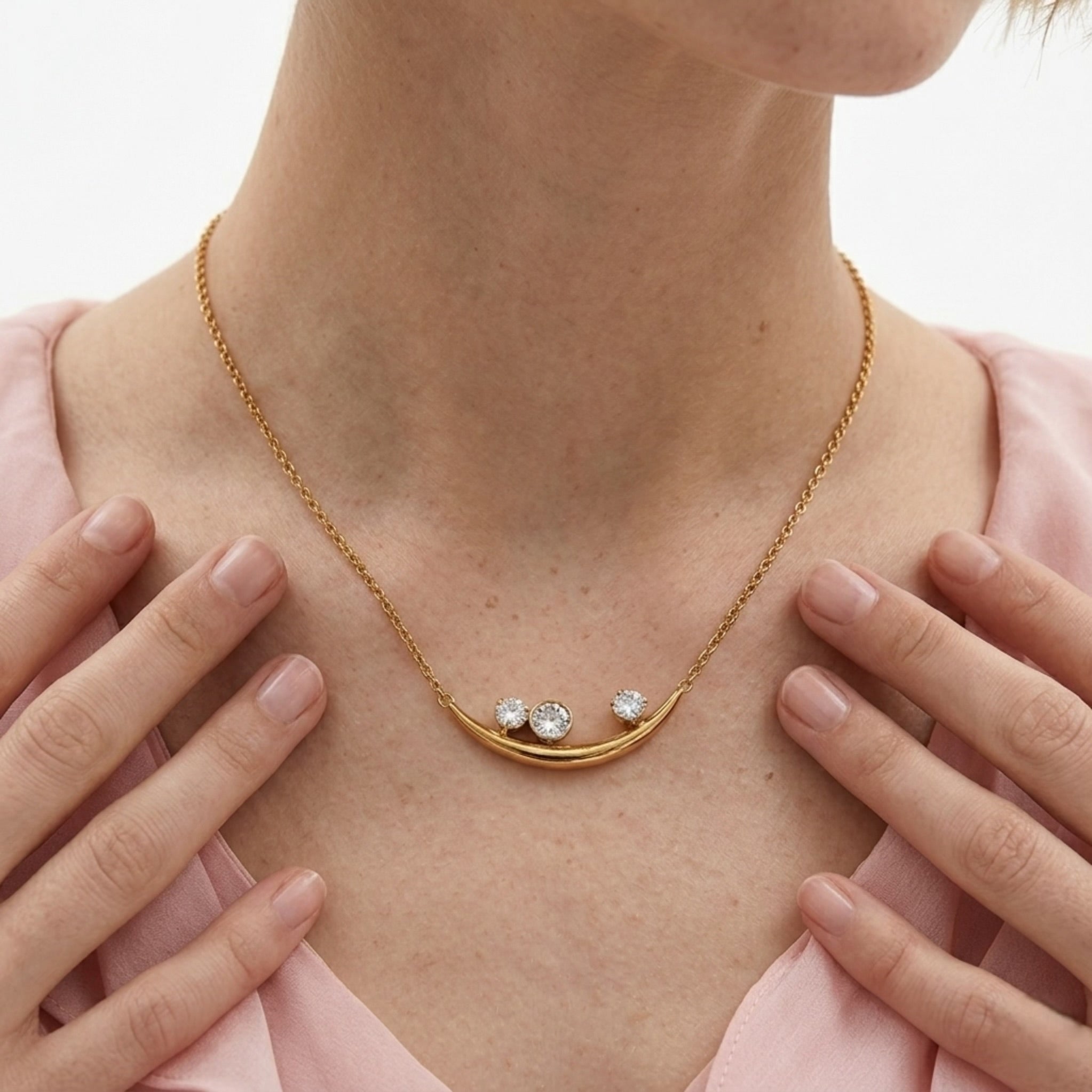BEHI RABIYA NECKLACE