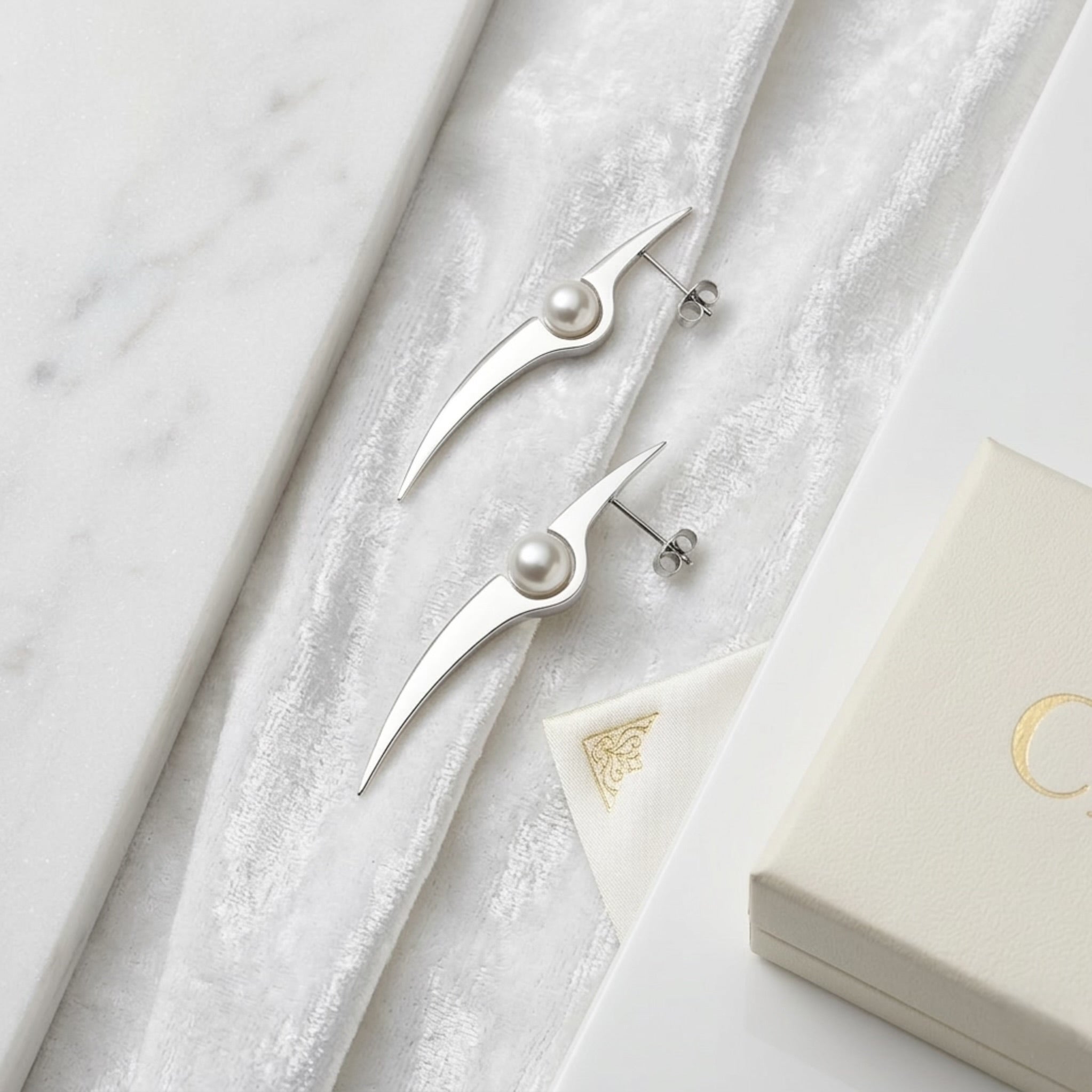BEHI COLLECTION SERENA EARRINGS