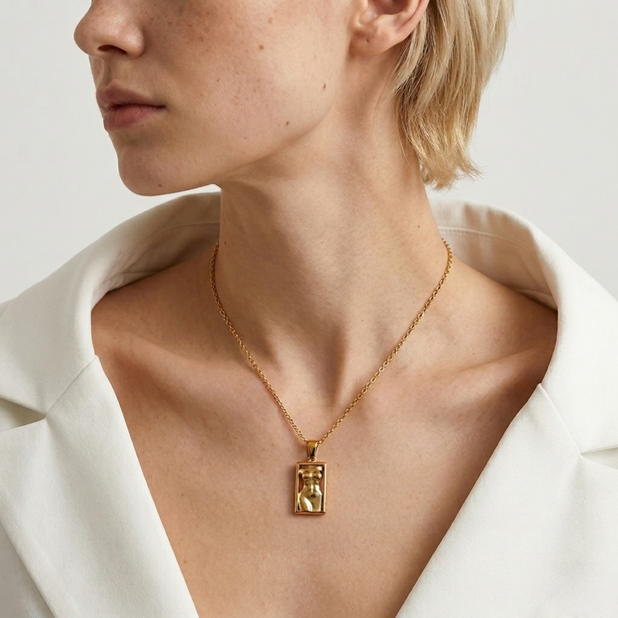 BEHI ROMANESQUE NECKLACE