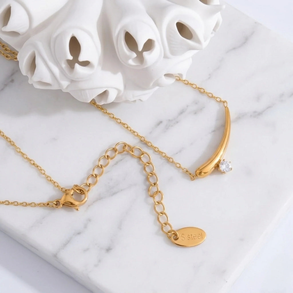 BEHI LENA NECKLACE