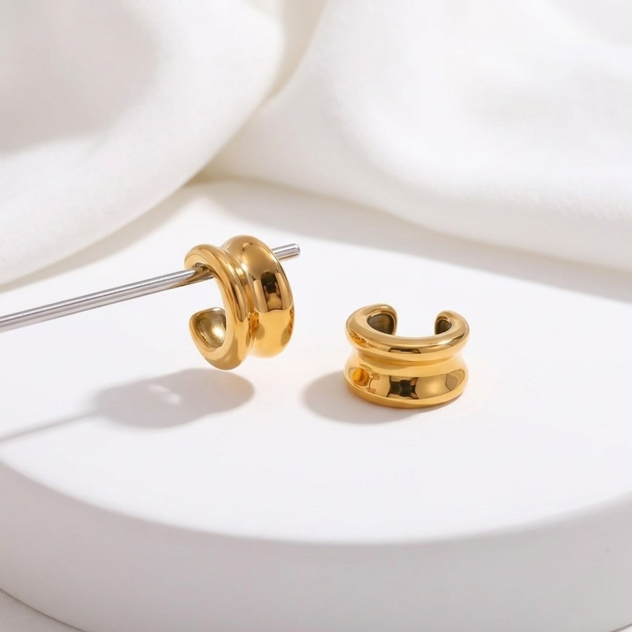 BEHI NIKOLINA EARCUFFS