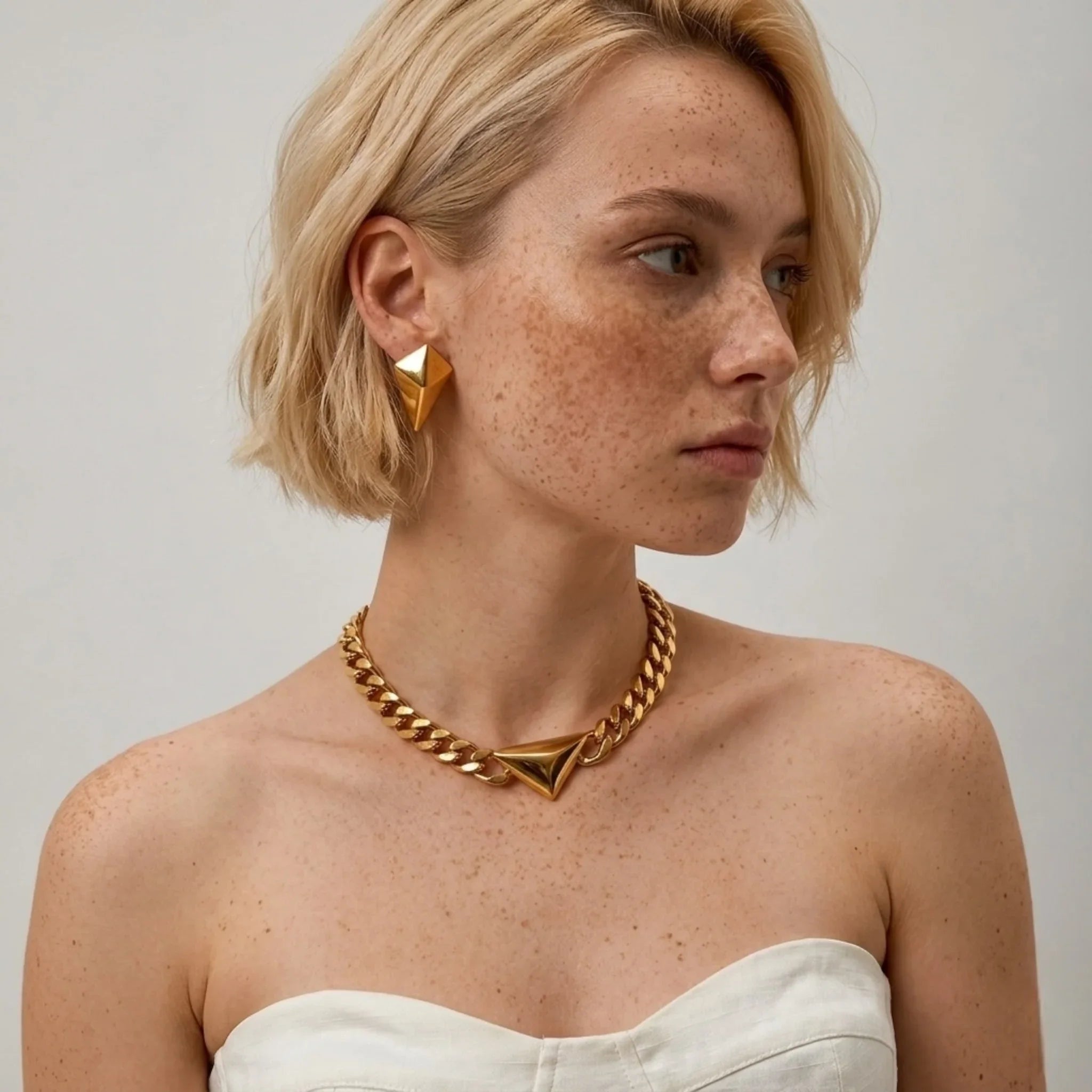 BEHI SANTOSH EARRINGS