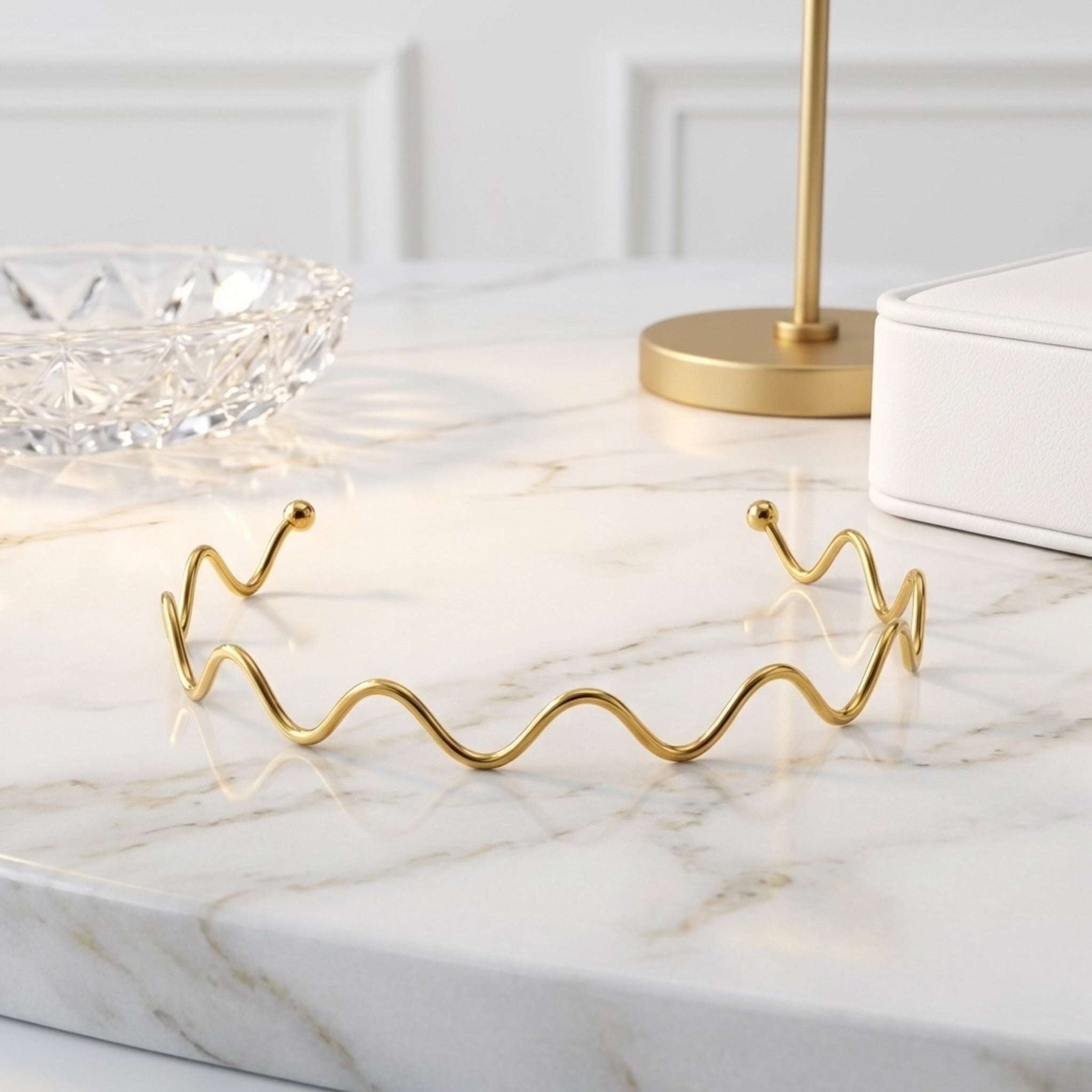 BEHI CARLA CHOKER