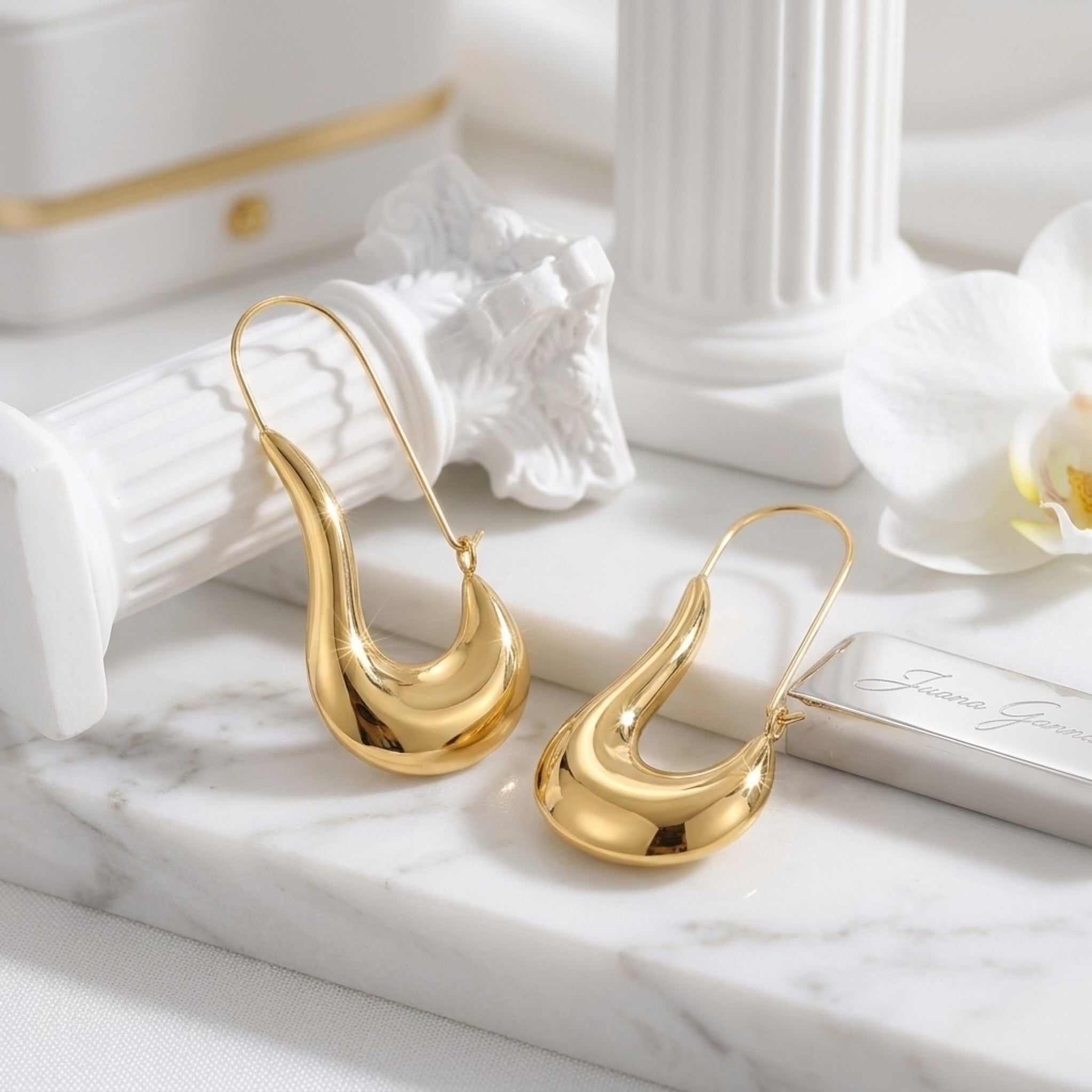 BEHI SHARMA EARRINGS