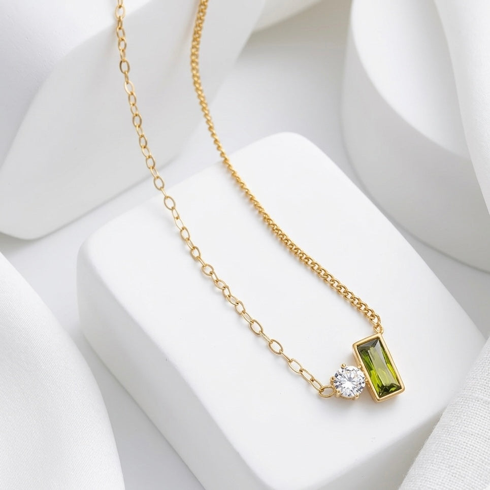 BEHI ILONA NECKLACE