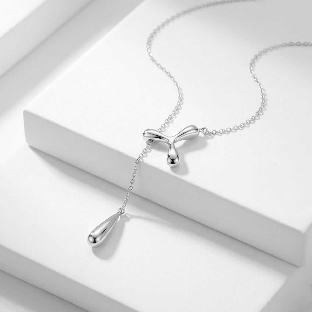 BEHI OLENKA NECKLACE