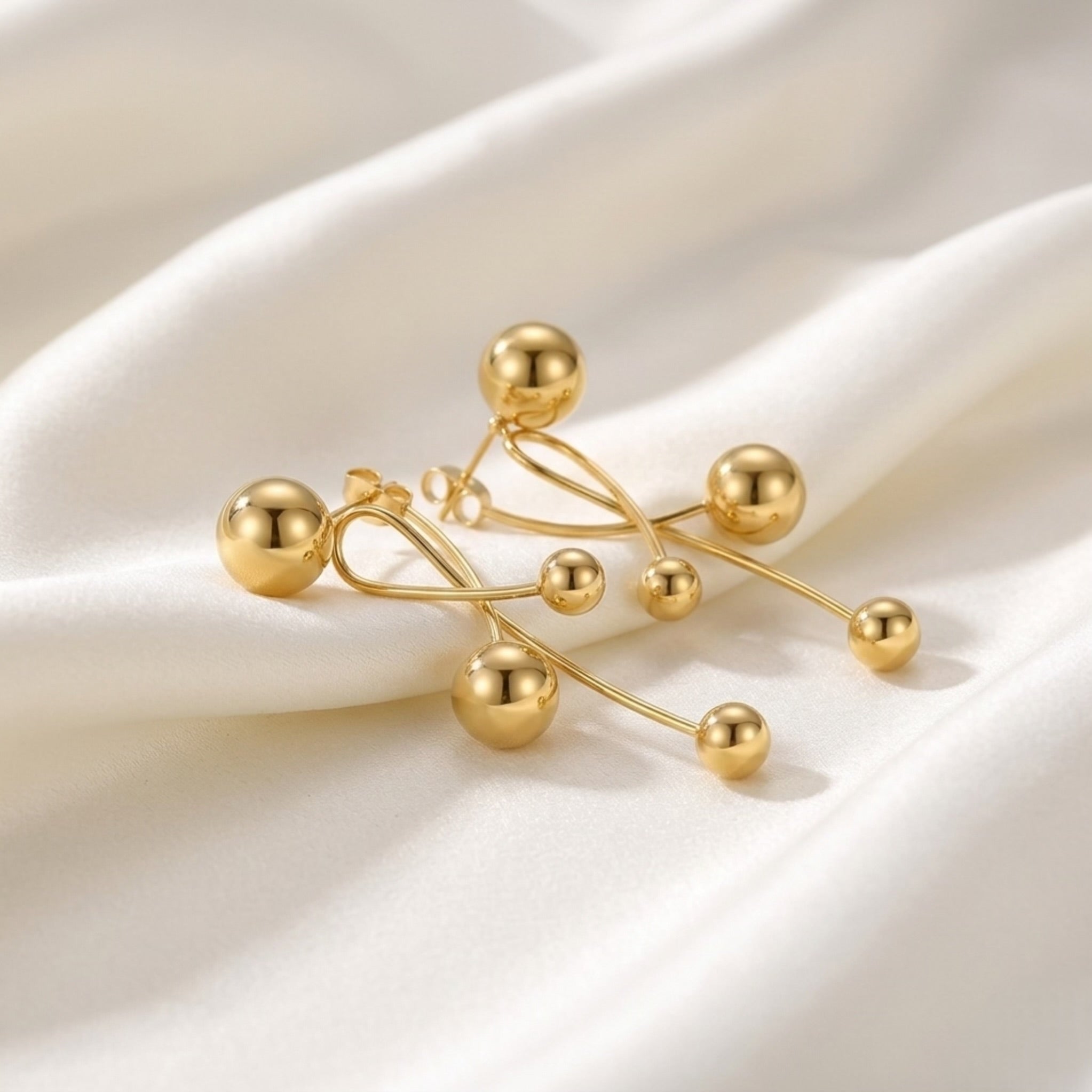 BEHI KATALINA EARRINGS