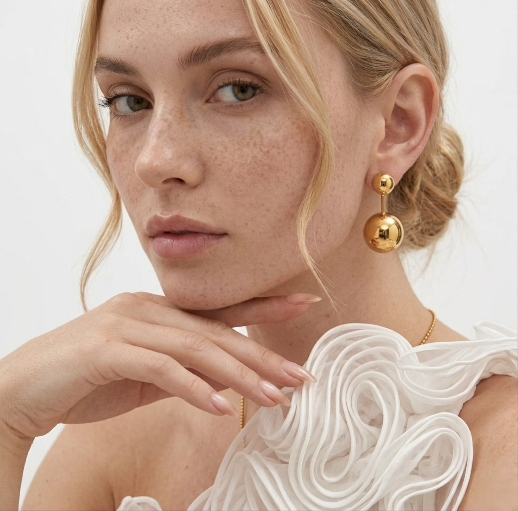 BEHI PERIN EARRINGS