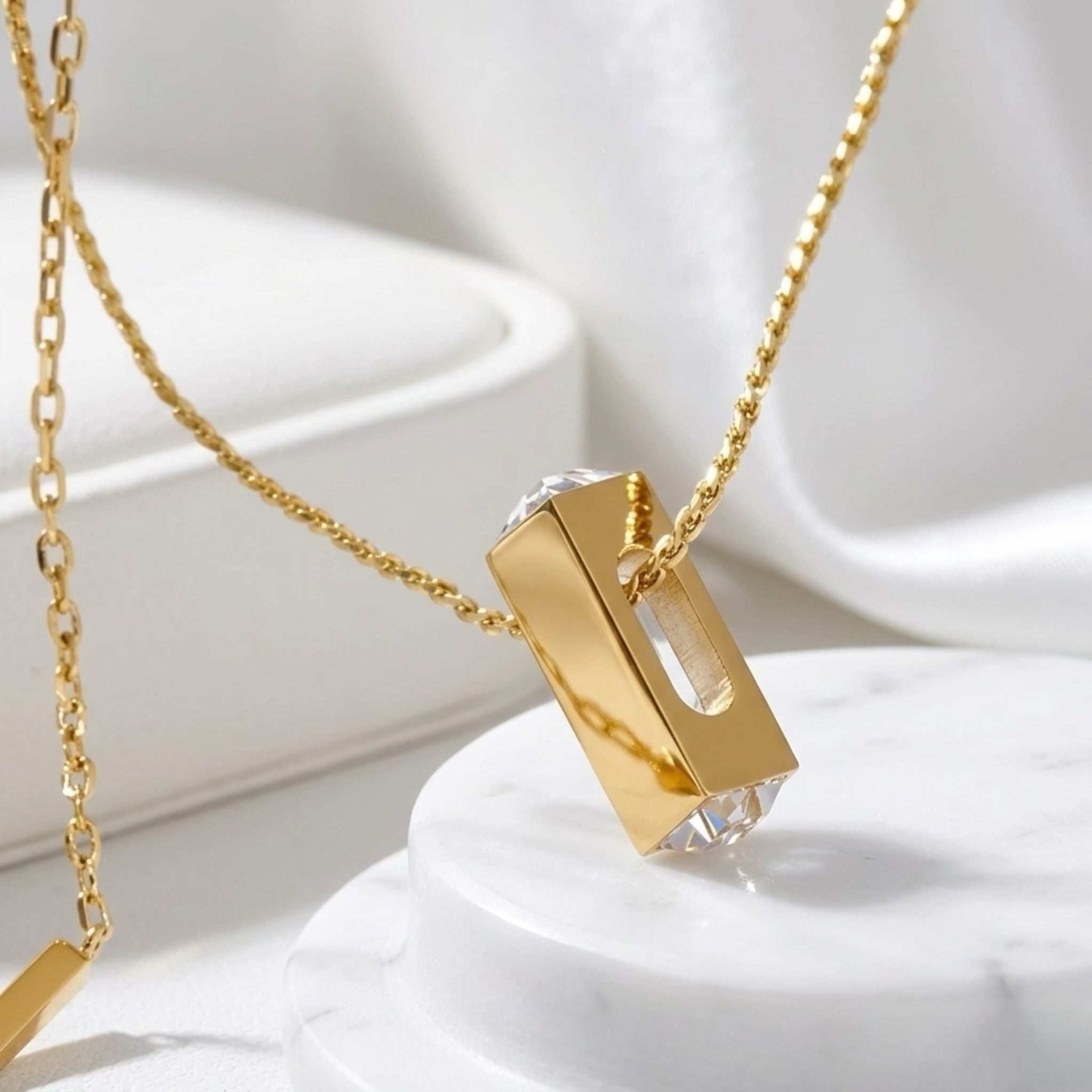 BEHI ZOEY NECKLACE