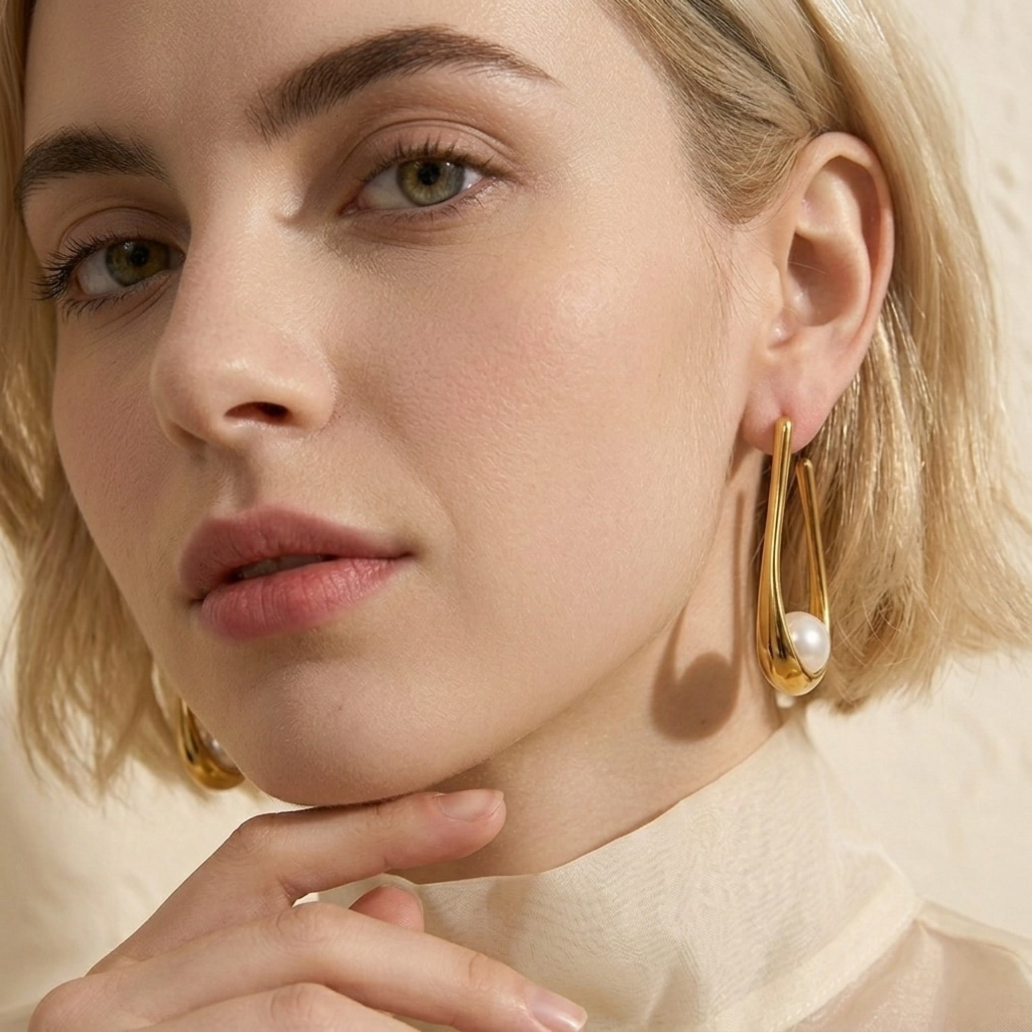 BEHI MEGAN EARRINGS