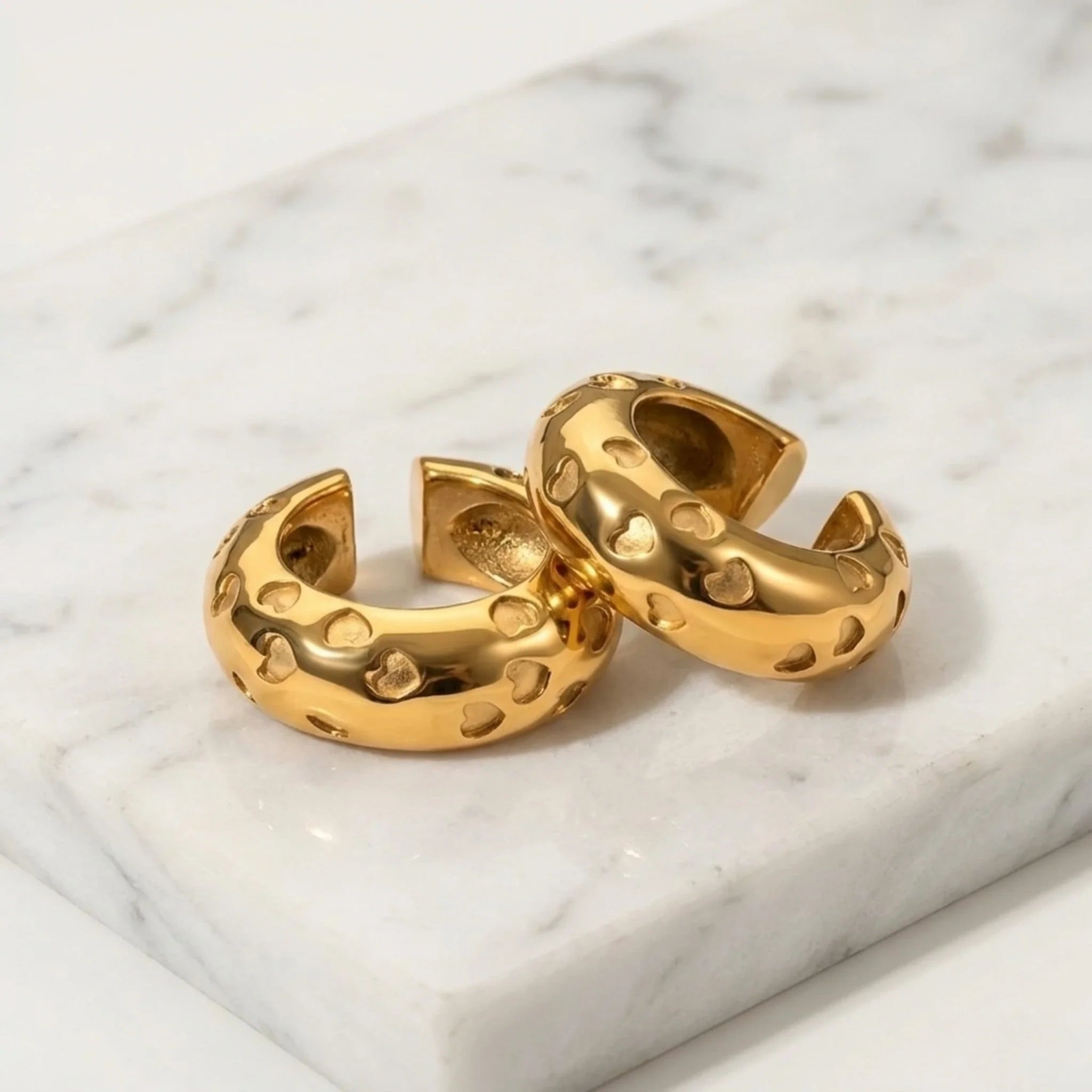 BEHI VINA EARCUFFS