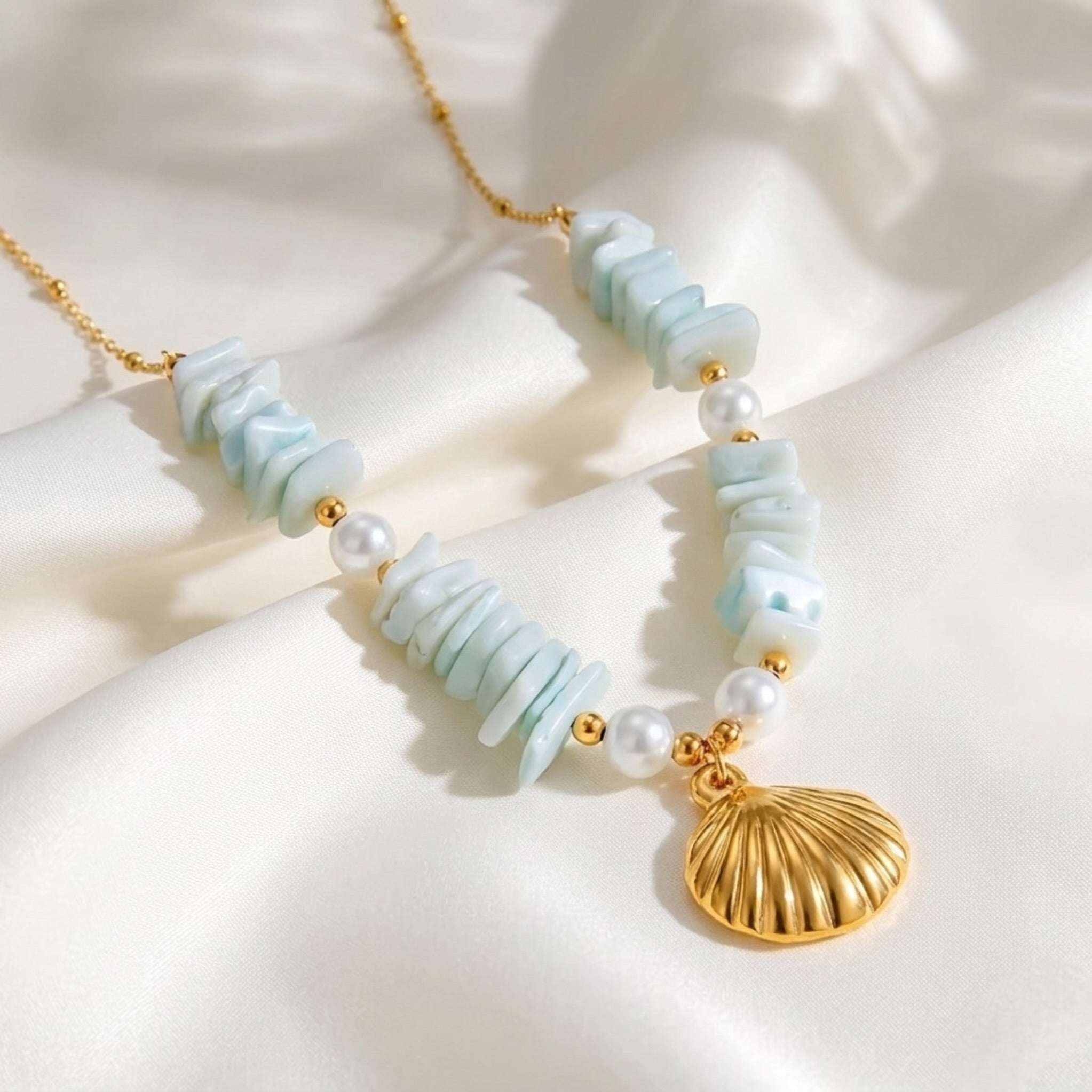 BEHI SHELL NECKLACE