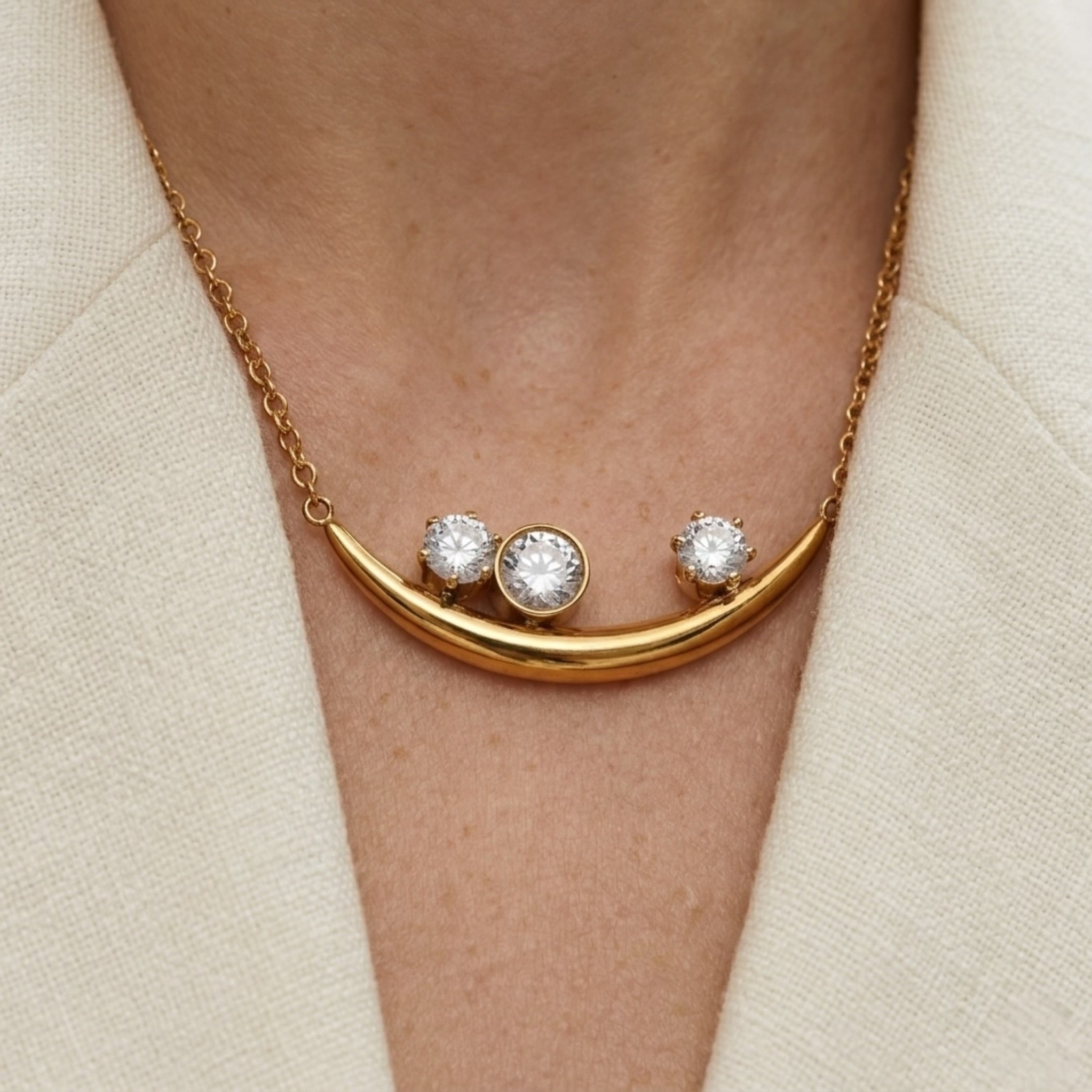 BEHI RABIYA NECKLACE