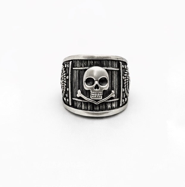 Anello Uomo Argento Black Sails: Accessorio da Pirata.
