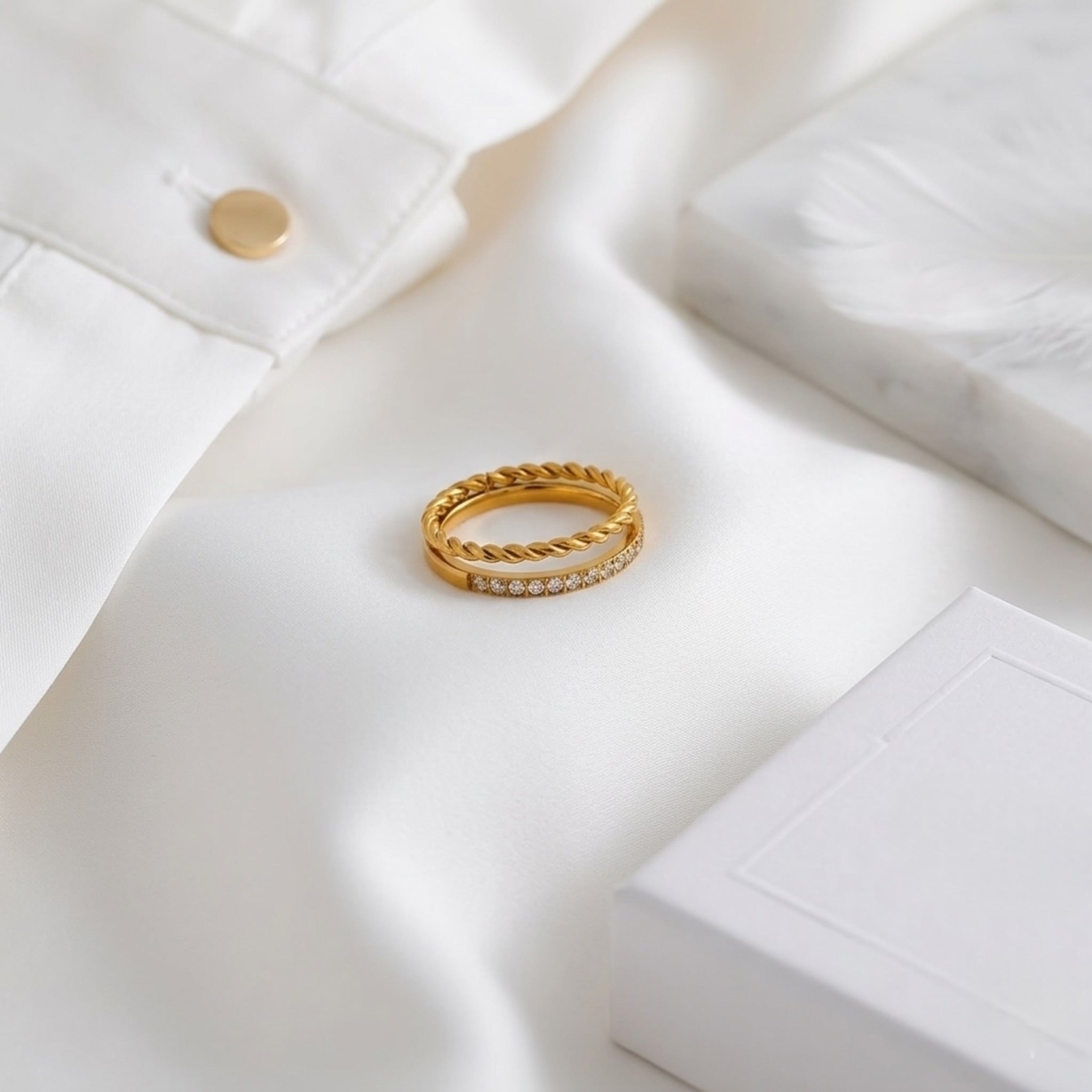 BEHI LETICA RING