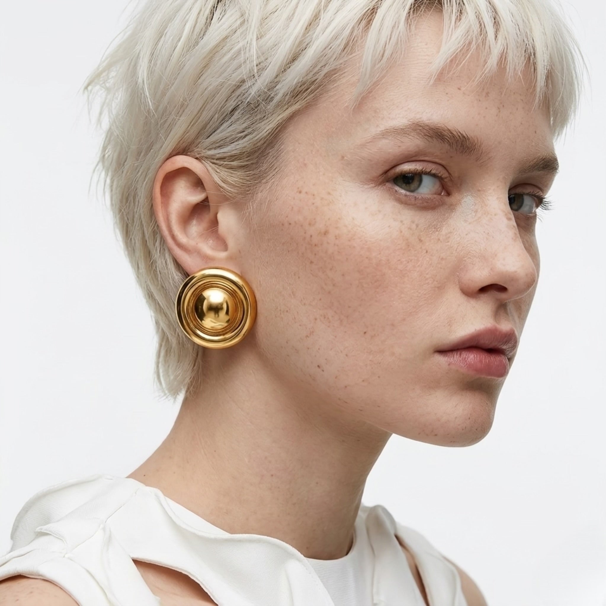 BEHI NICCI EARRINGS