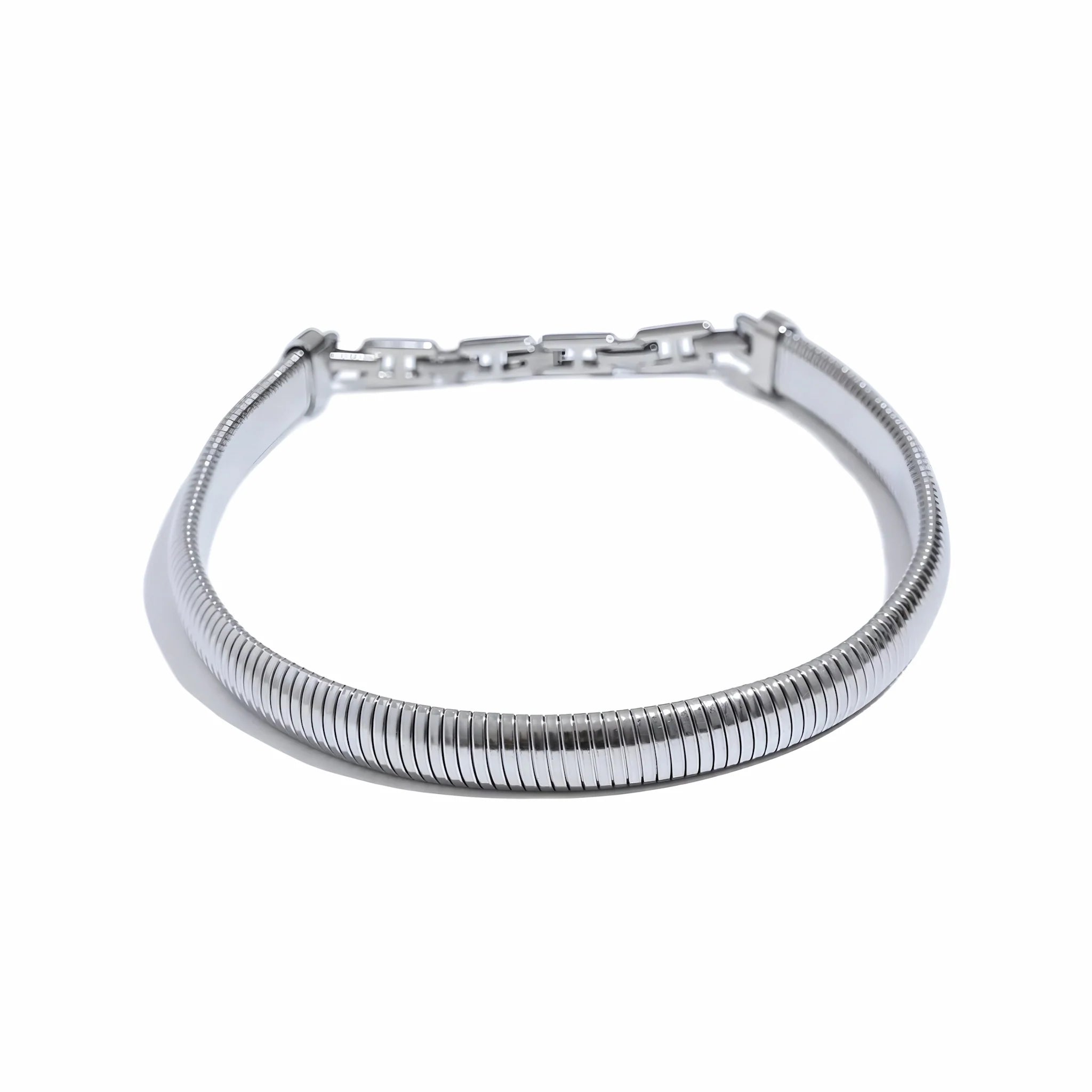 BEHI ALMOND CHOKER