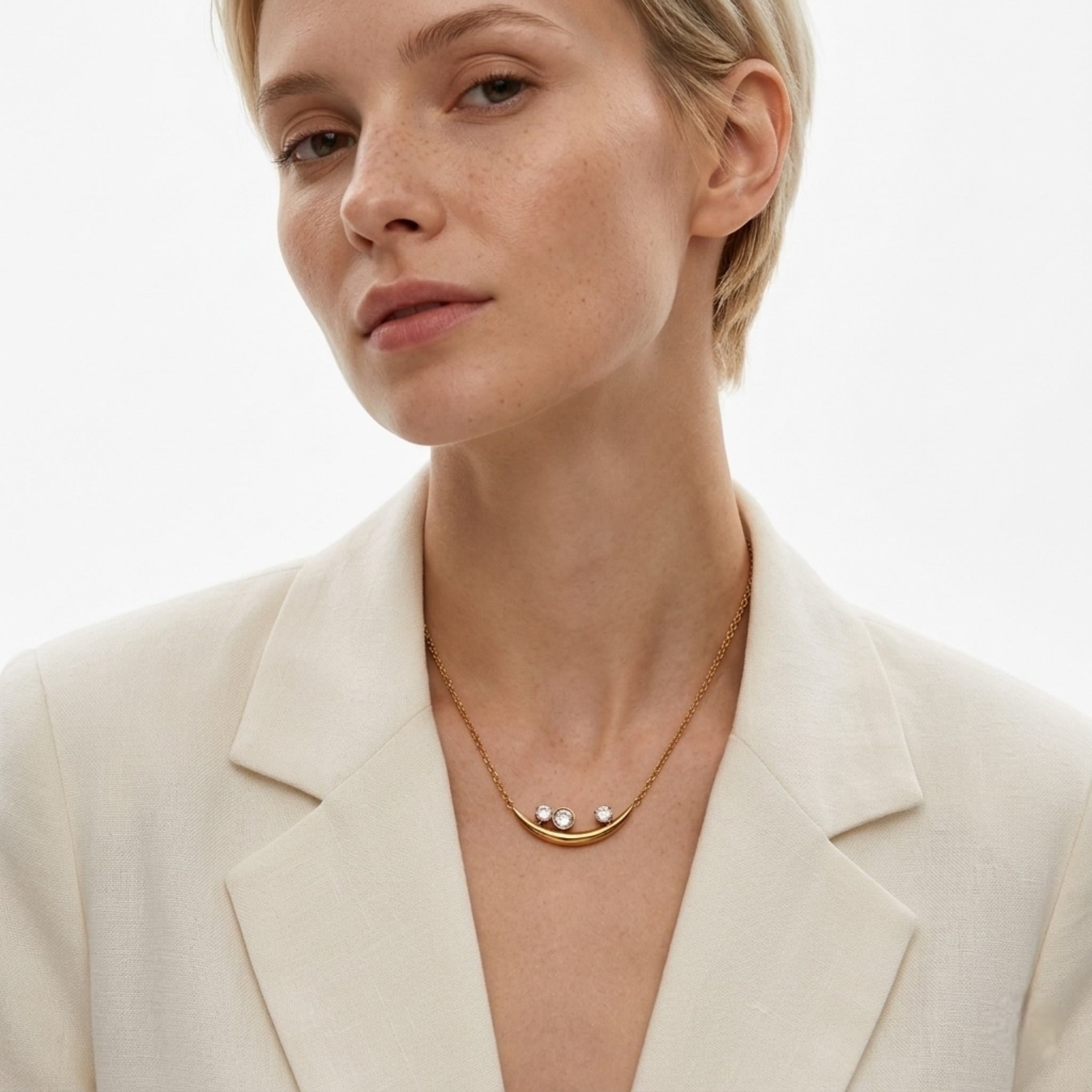 BEHI RABIYA NECKLACE