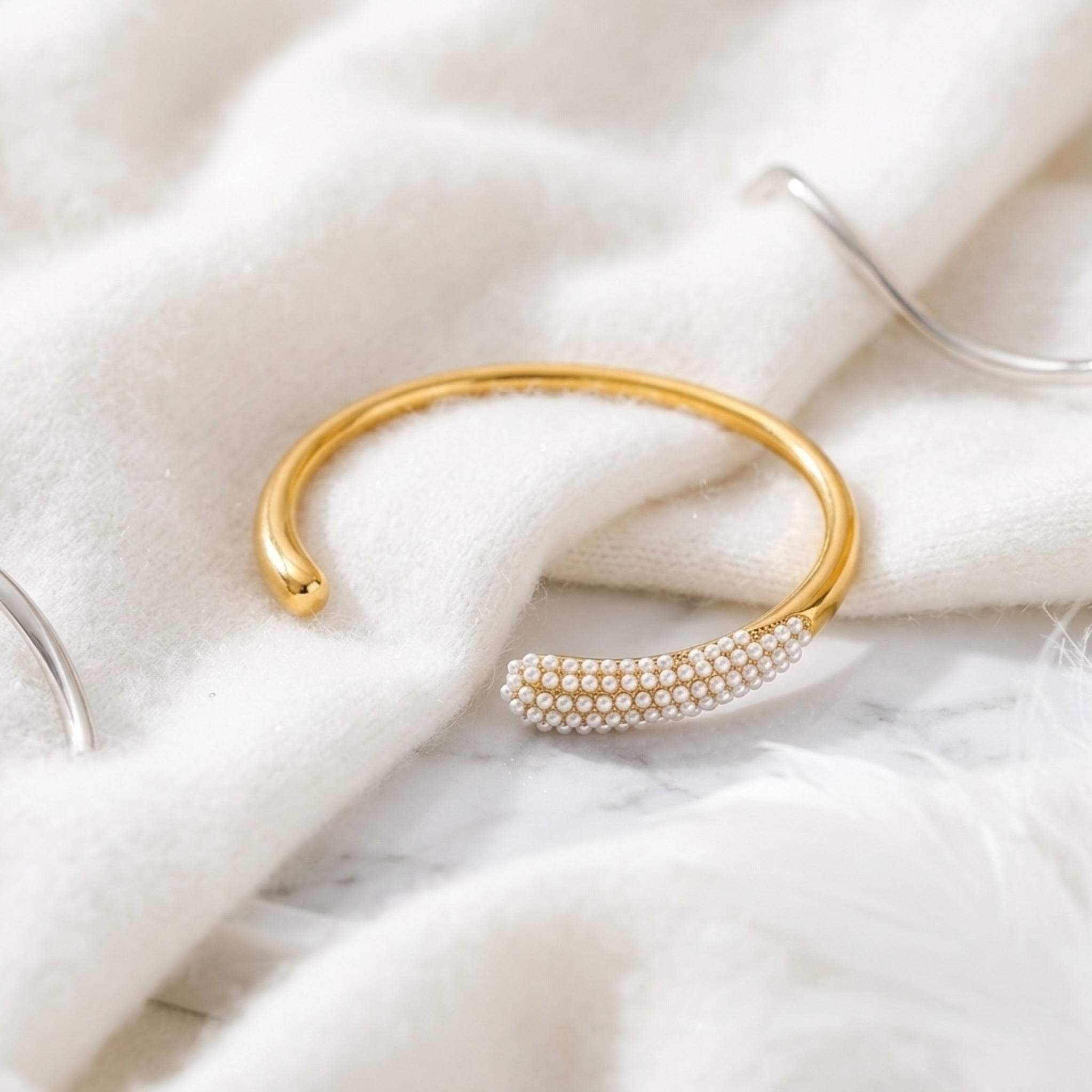 BEHI VITALINA BRACELET
