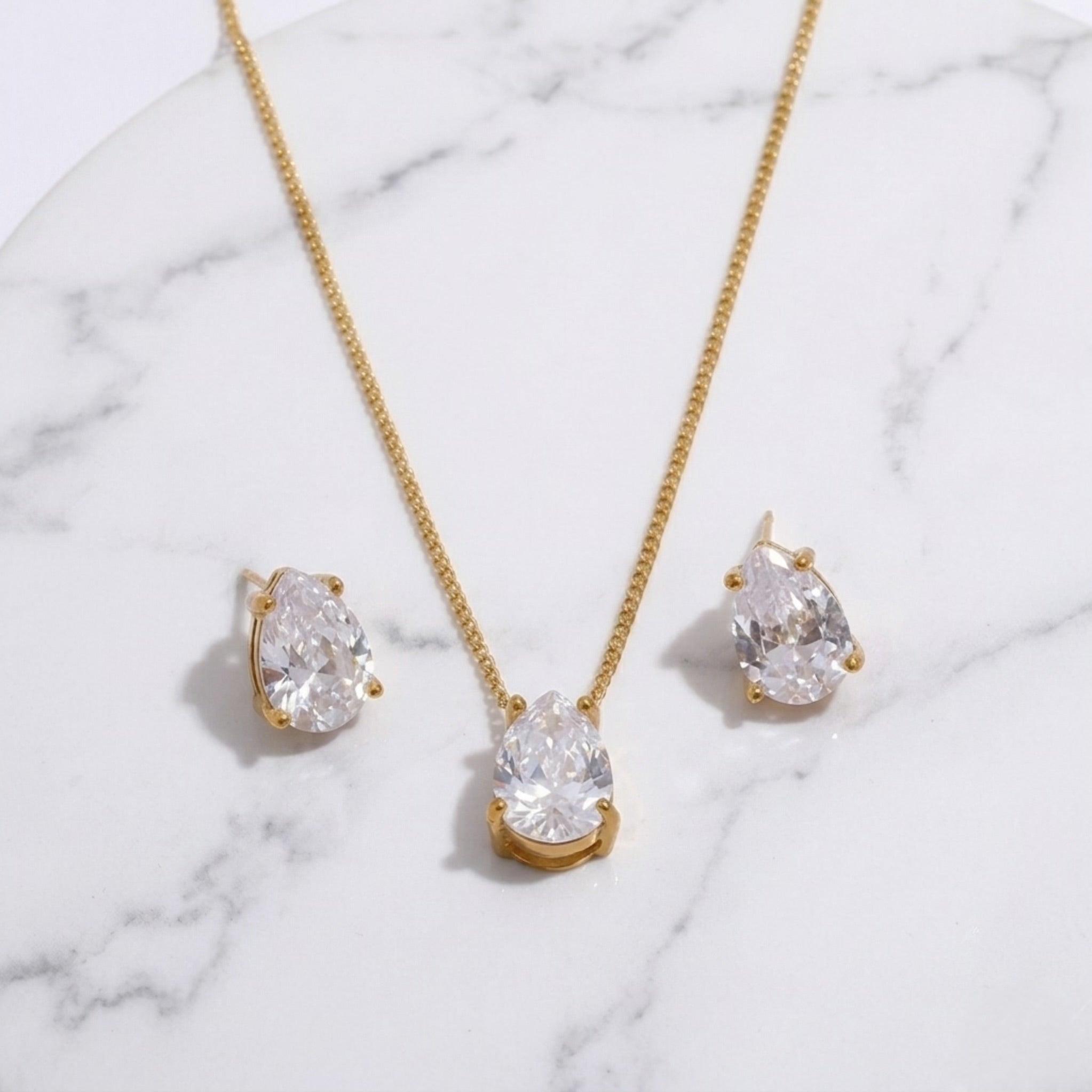 BEHI VALERIA SET
