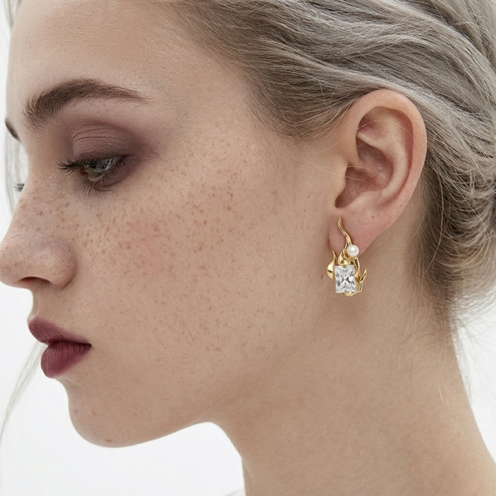 BEHI NIKOLA EARRINGS