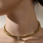 BEHI BEATRIZ CHOKER