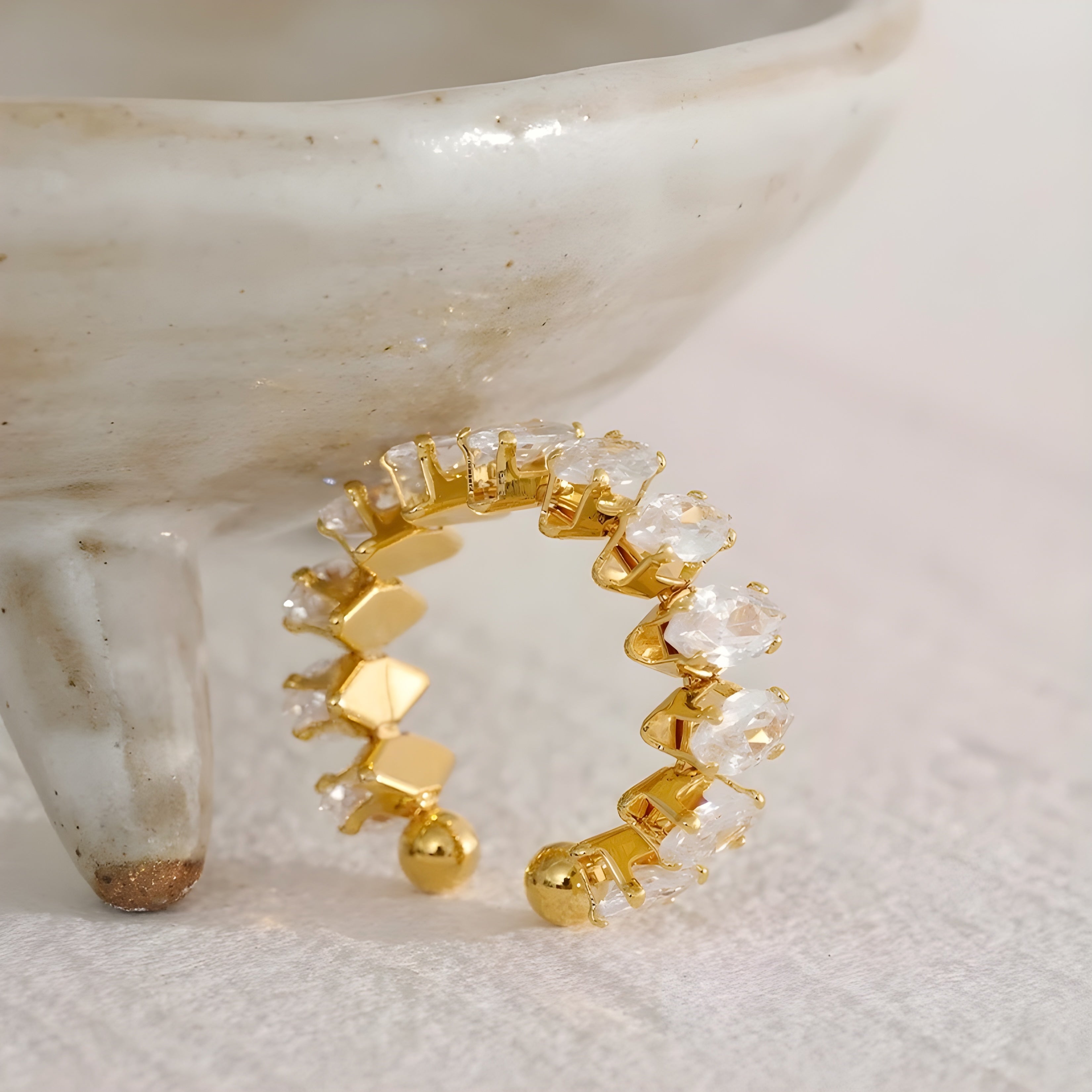 BEHI VISHVA RING