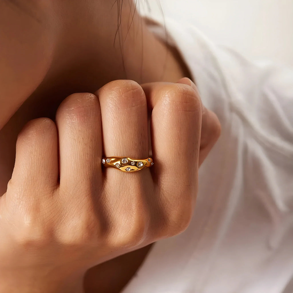 BEHI LORENA RING
