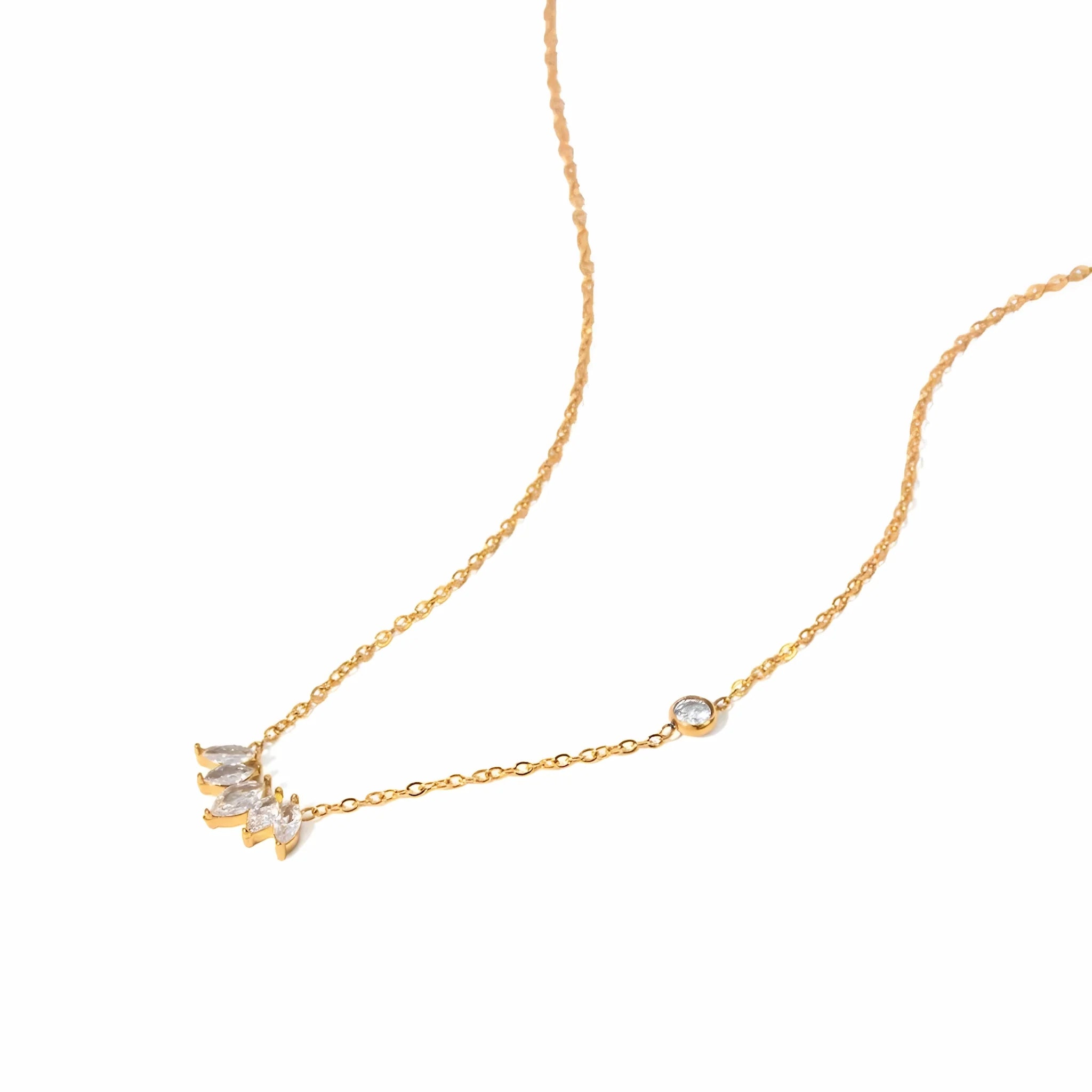 BEHI LISA NECKLACE