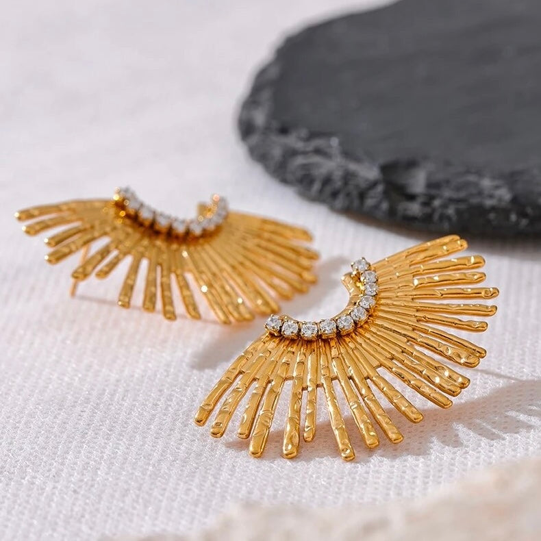 BEHI INDIGAMOND EARRINGS