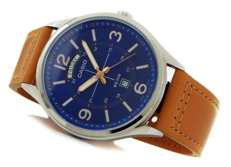 Casio MTP‑E129L‑2B2 – Orologio analogico da uomo, cronografo giorno-data, 50 m WR