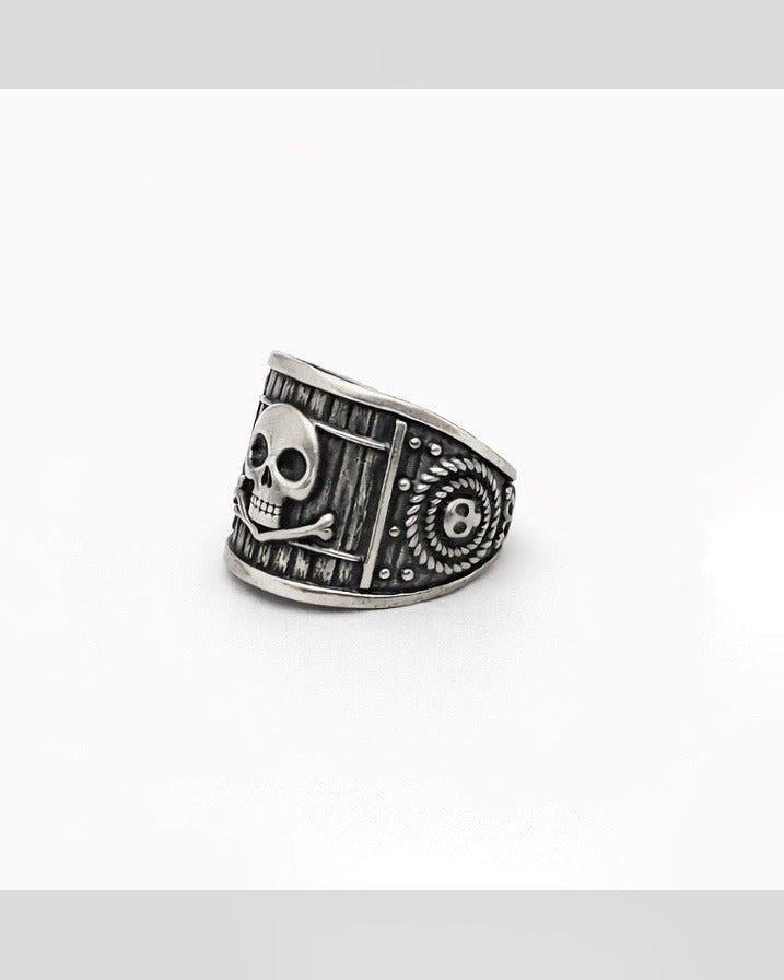 Anello Uomo Argento Black Sails: Accessorio da Pirata.