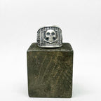 Anello Uomo Argento Black Sails: Accessorio da Pirata.