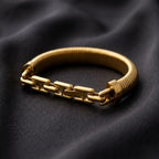 BEHI ALMOND BRACELET
