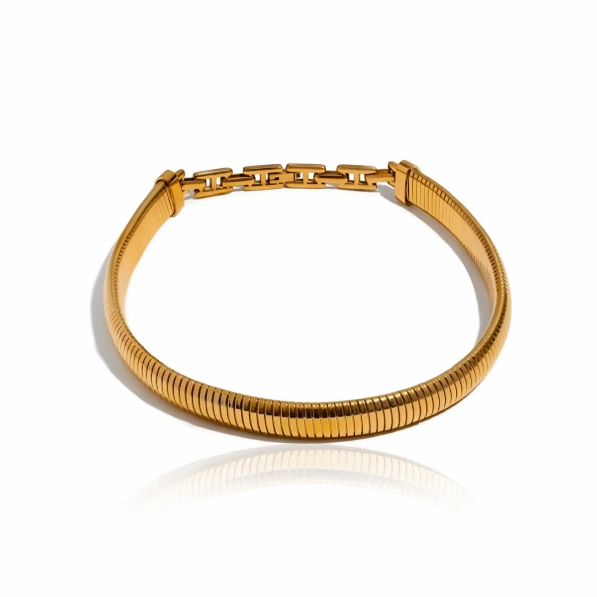 BEHI ALMOND CHOKER